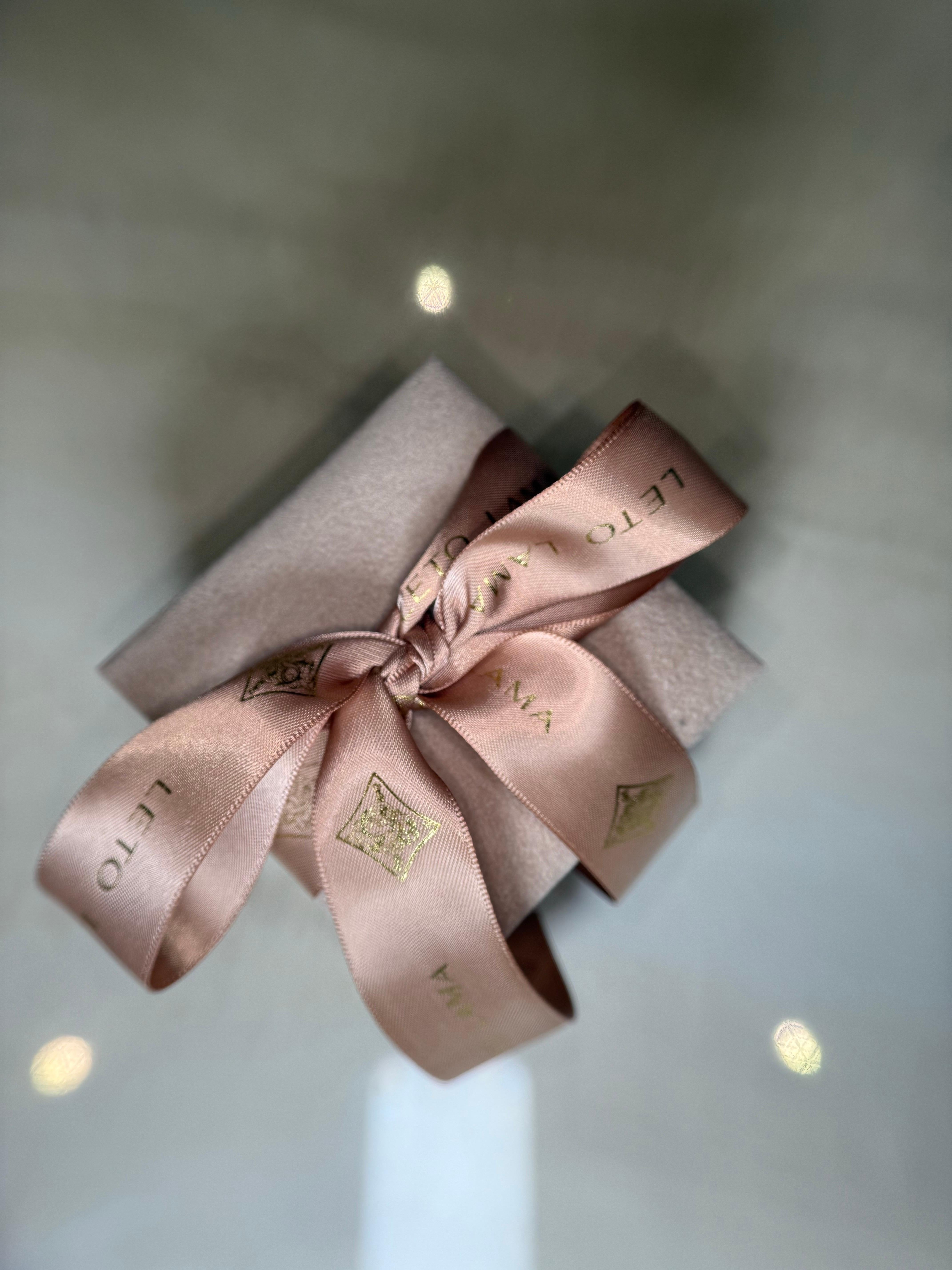 Leto Lama Emerald Butterfly Ring with White and Blue Diamonds 18 Ct Gold 9