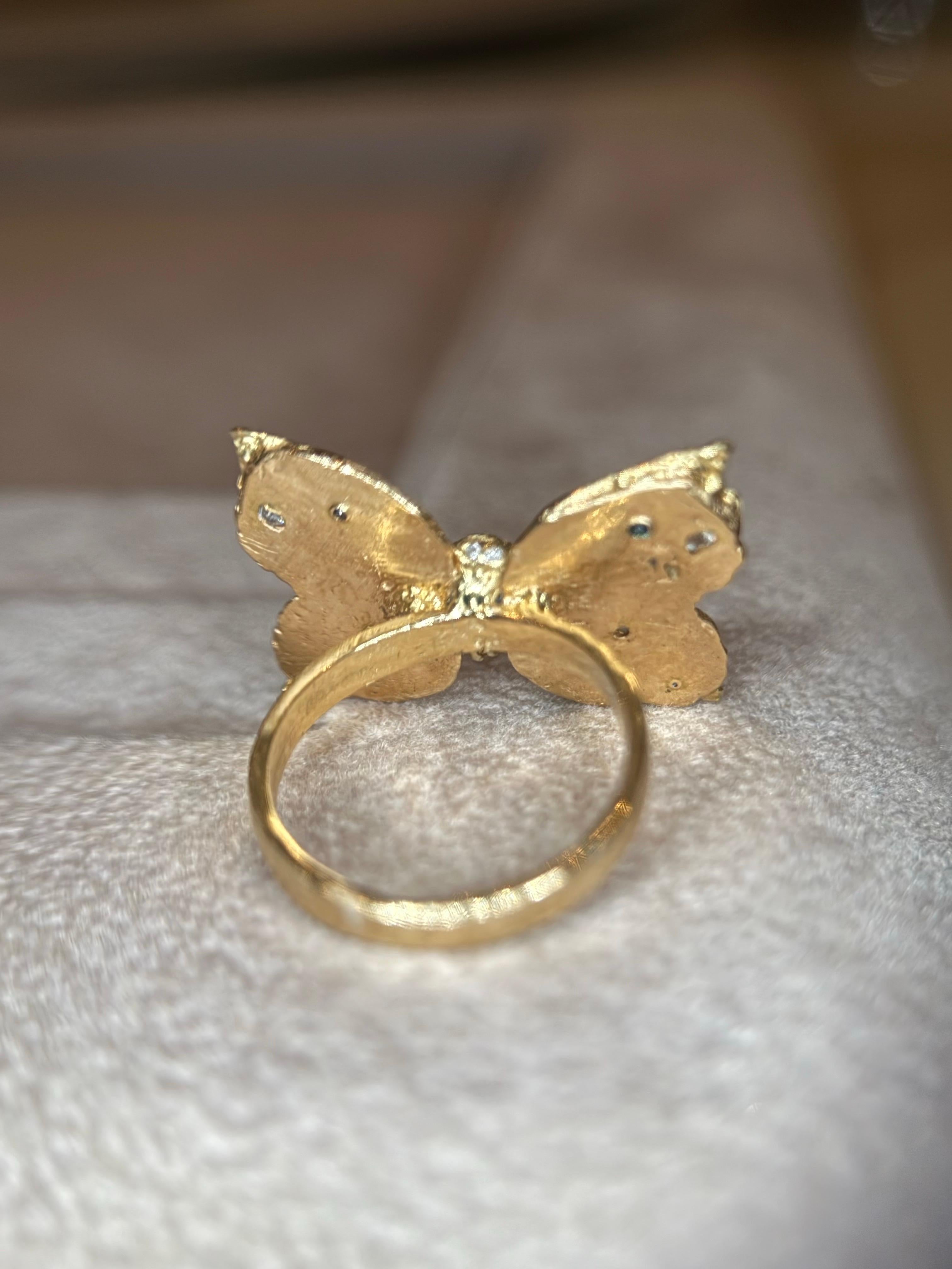 Leto Lama Emerald Butterfly Ring with White and Blue Diamonds 18 Ct Gold 2