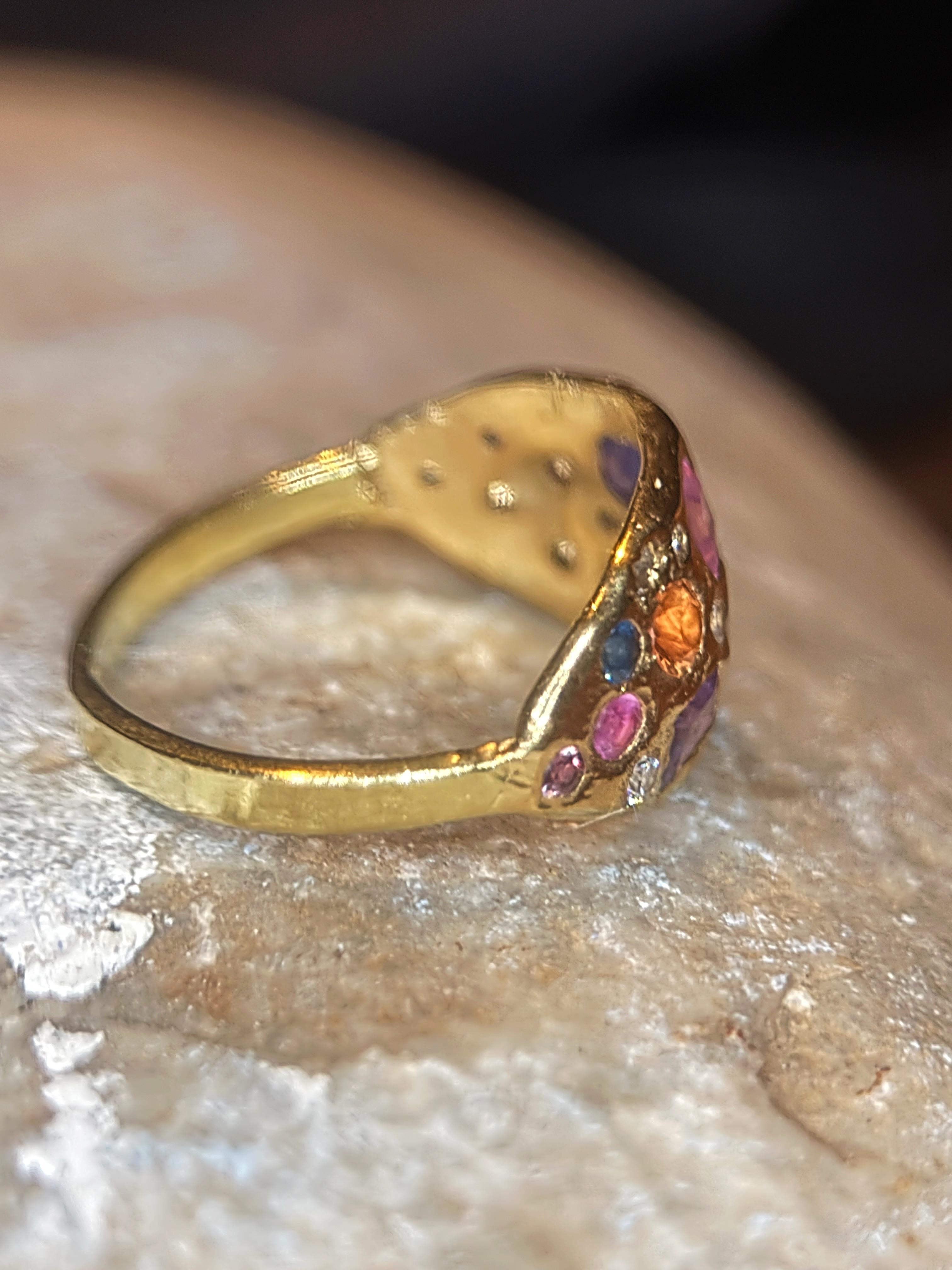 Anello da cocktail con zaffiri Leto Lama Galaxy Dome Abstract Art 18 ct Gold in vendita 5