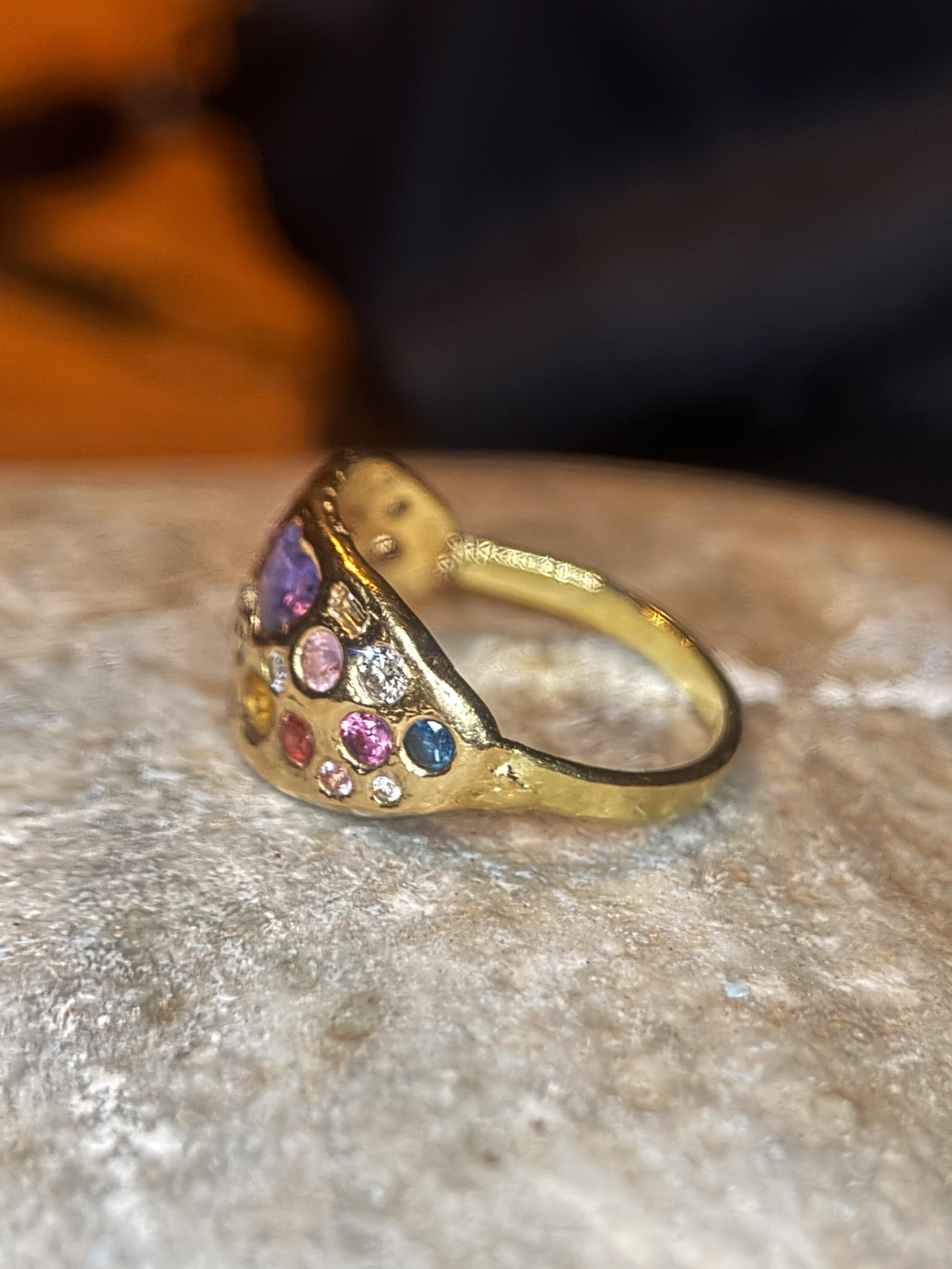 Anello da cocktail con zaffiri Leto Lama Galaxy Dome Abstract Art 18 ct Gold in vendita 7