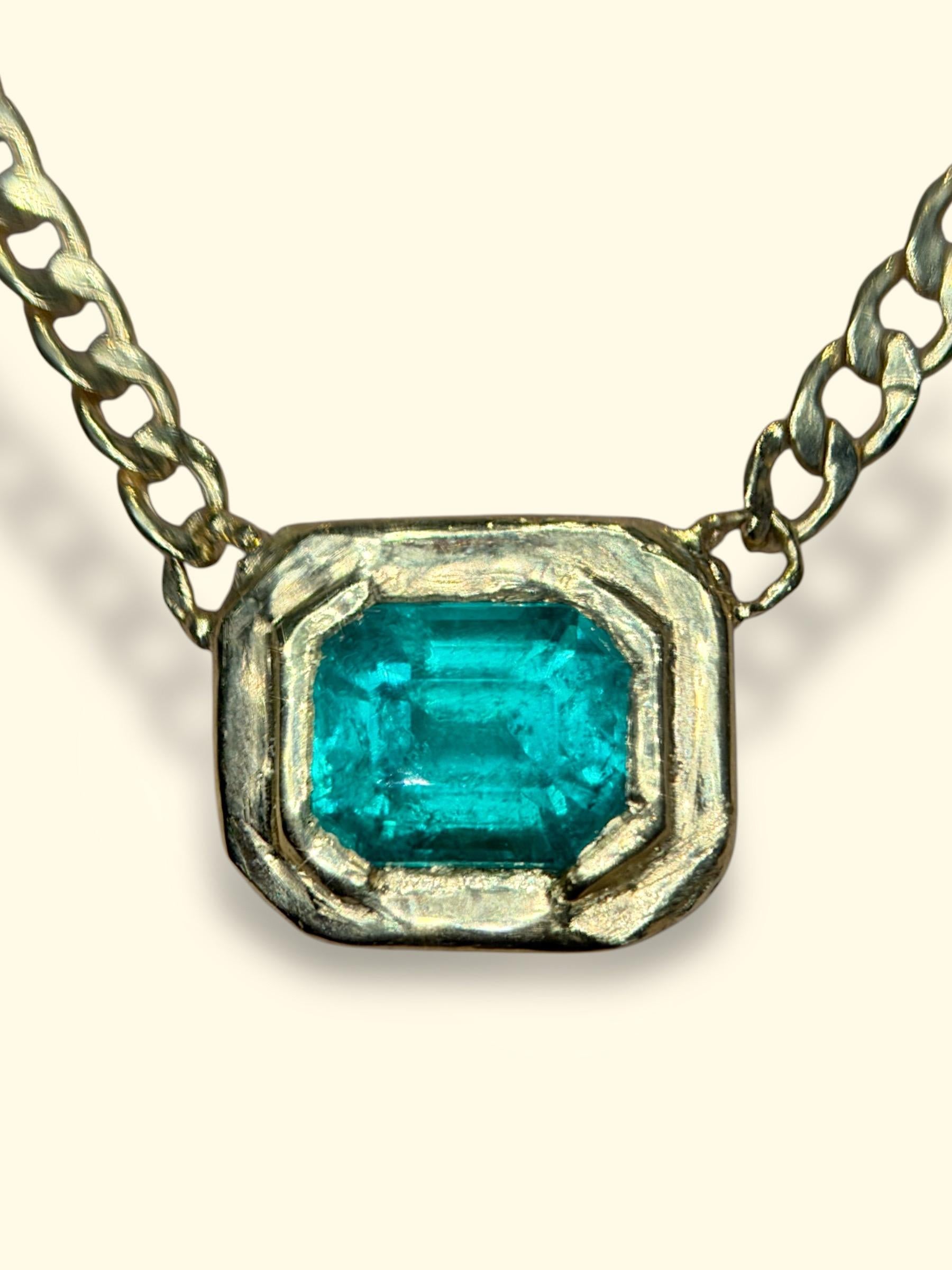 Leto Lama GIA Certified 2.9 Carat Colombian Emerald cuban chain necklace in vendita 6