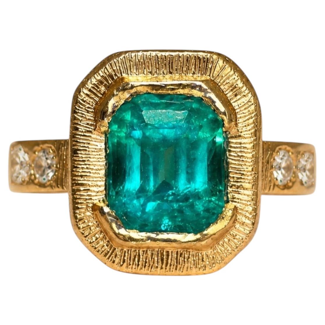 Leto Lama GIA Certified 2.9 Ct Colombian Emerald Ring with Diamonds 18 Ct Gold