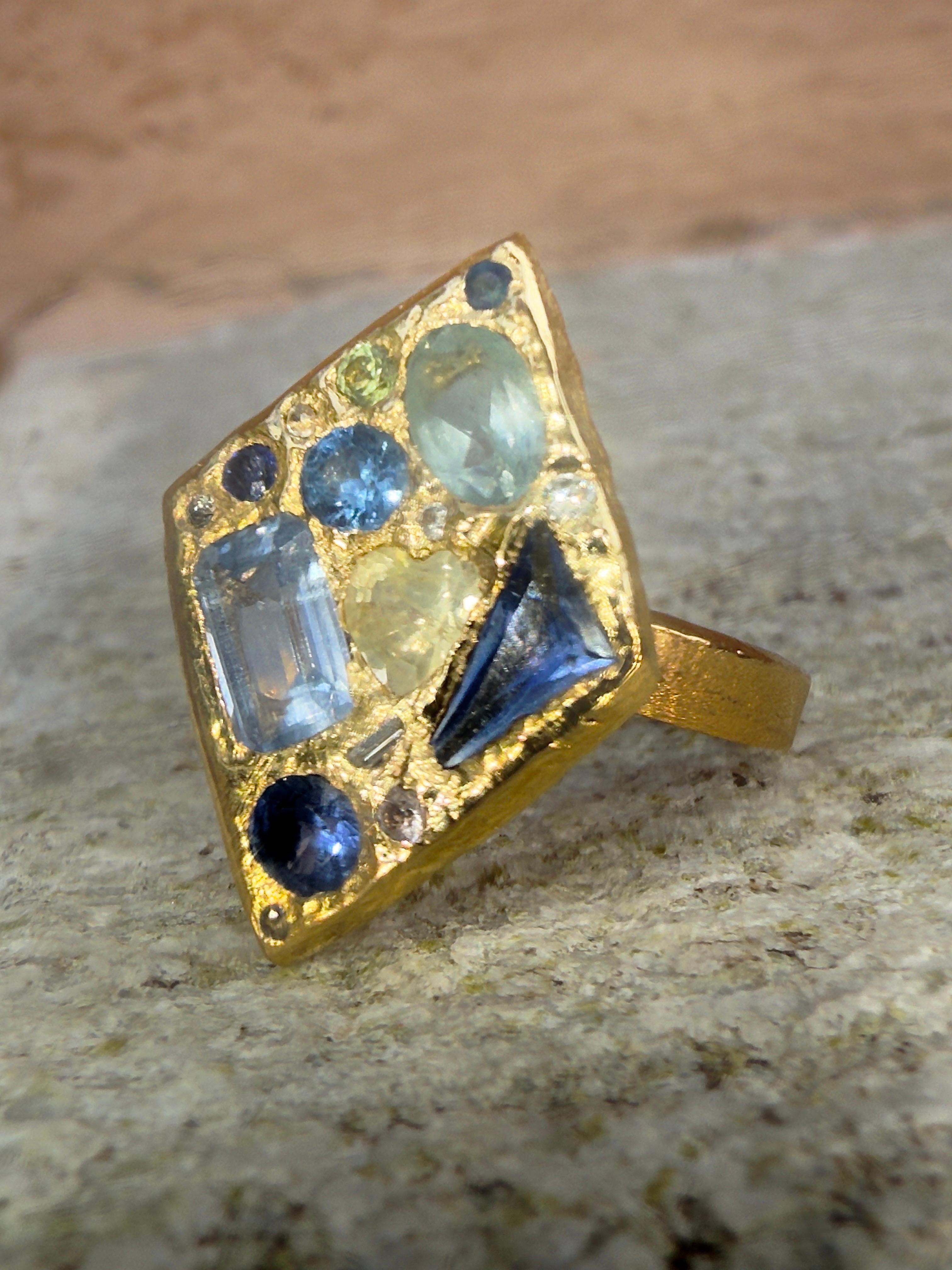 Leto Lama Ocean Inspired Lozenge Abstract Art Ring Sapphires Diamonds 18 Ct Gold For Sale 3