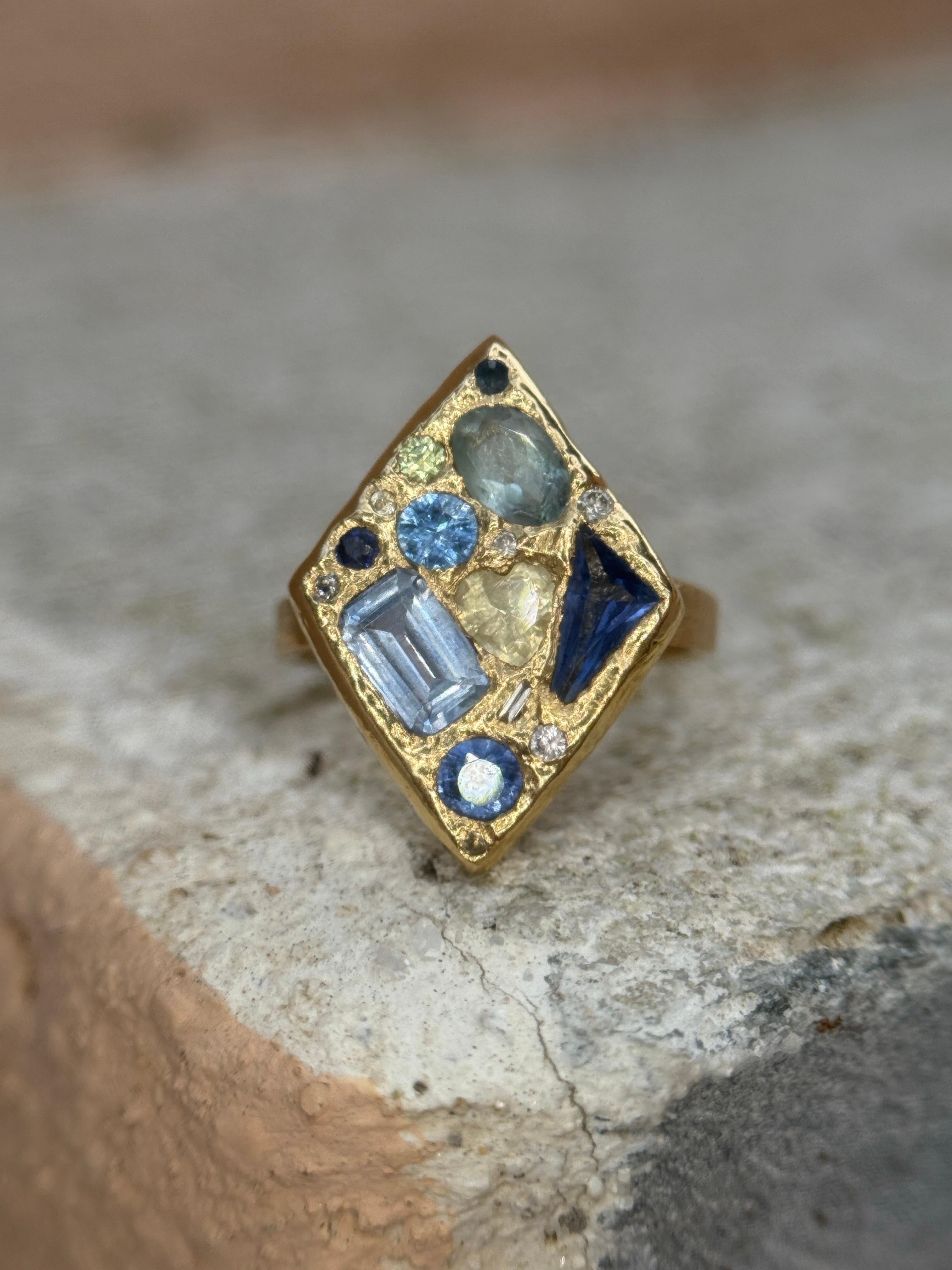 Leto Lama Ocean Inspired Lozenge Abstract Art Ring Sapphires Diamonds 18 Ct Gold For Sale 2