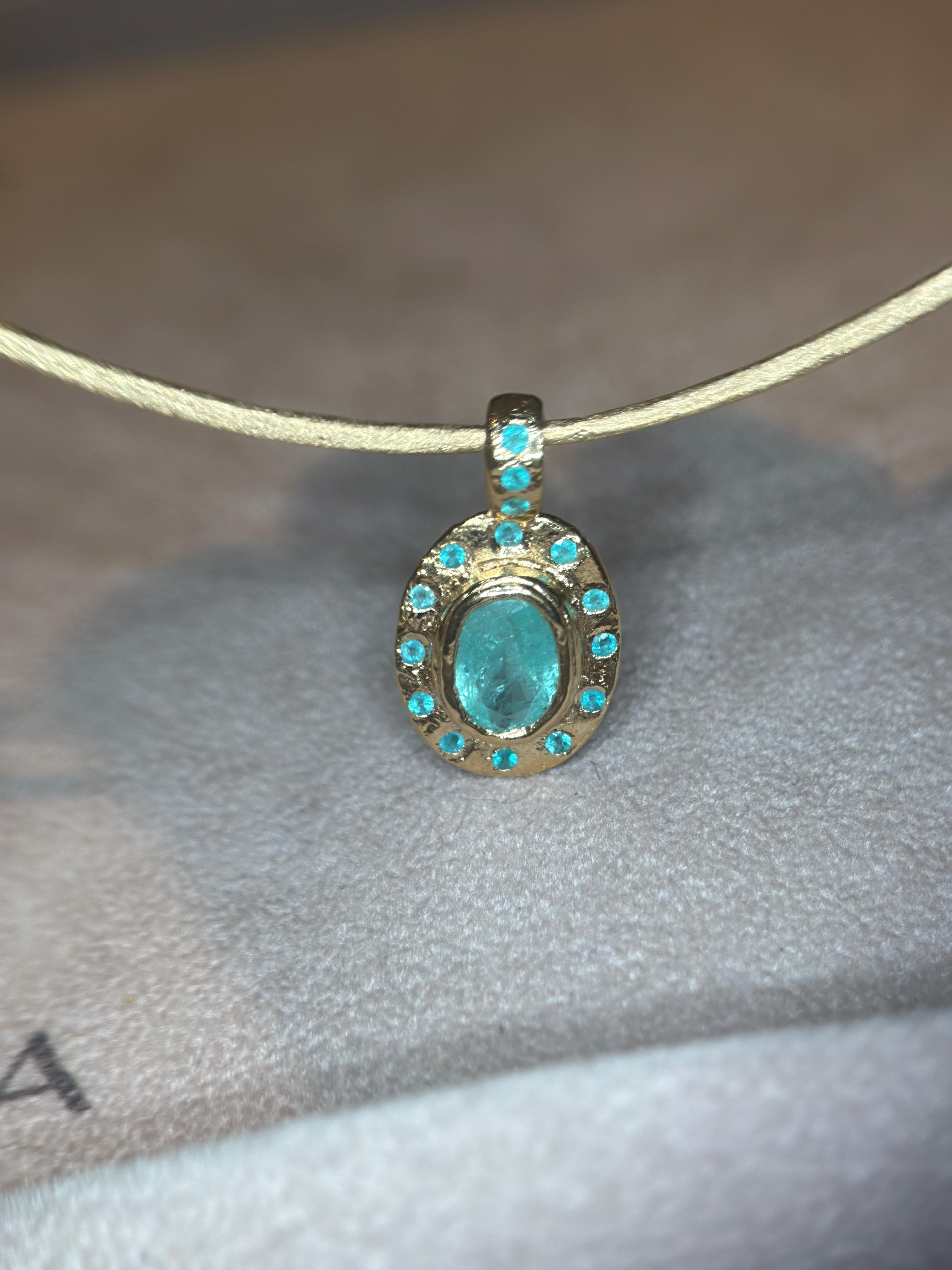 Leto Lama - Collana ovale con tormaline brasiliane Paraiba e Mozambico di colore blu neon In condizioni Nuovo in vendita a London, GB