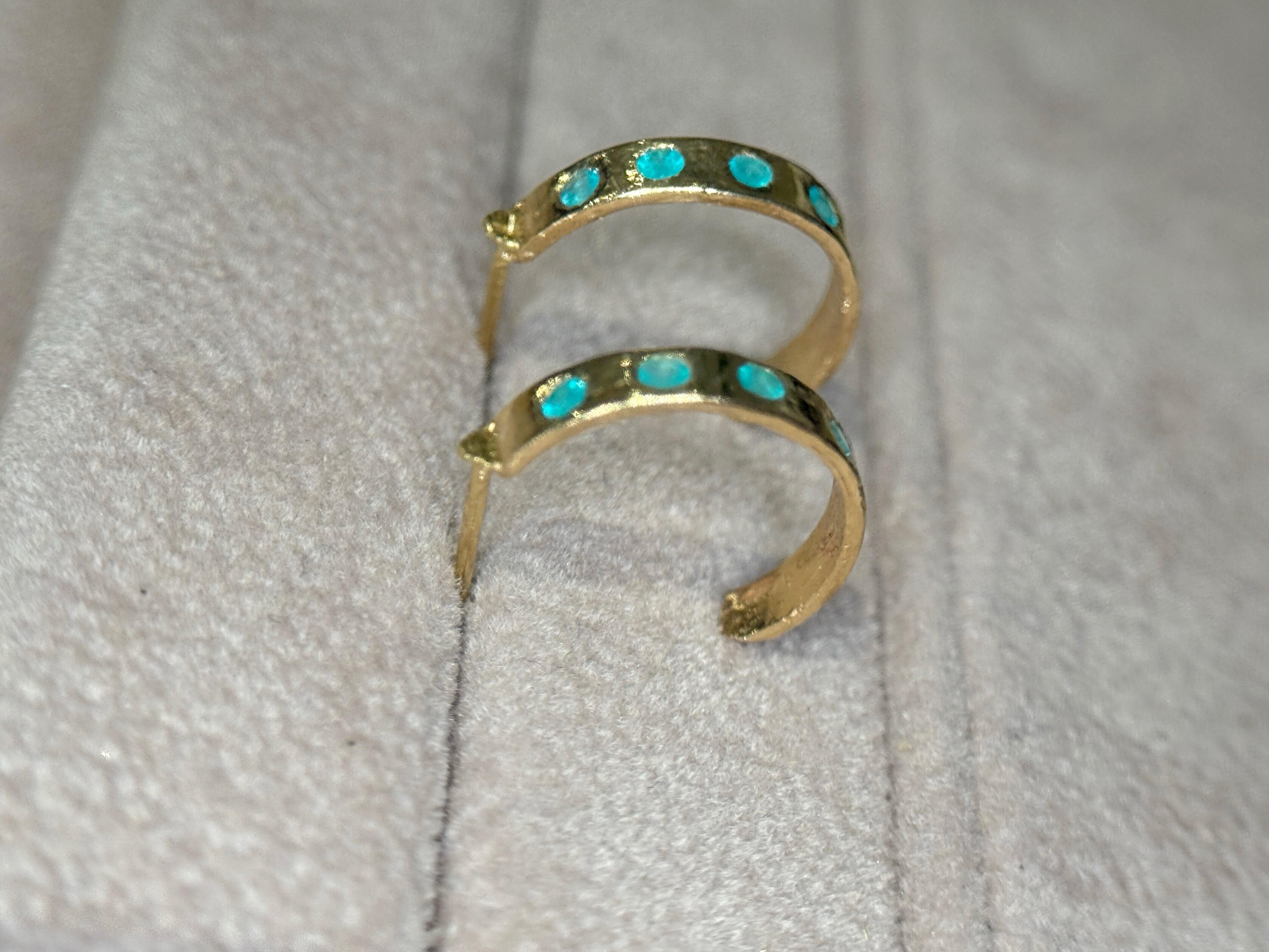 Orecchini a cerchio con tormaline Paraiba brasiliane blu neon di Leto Lama in vendita 13