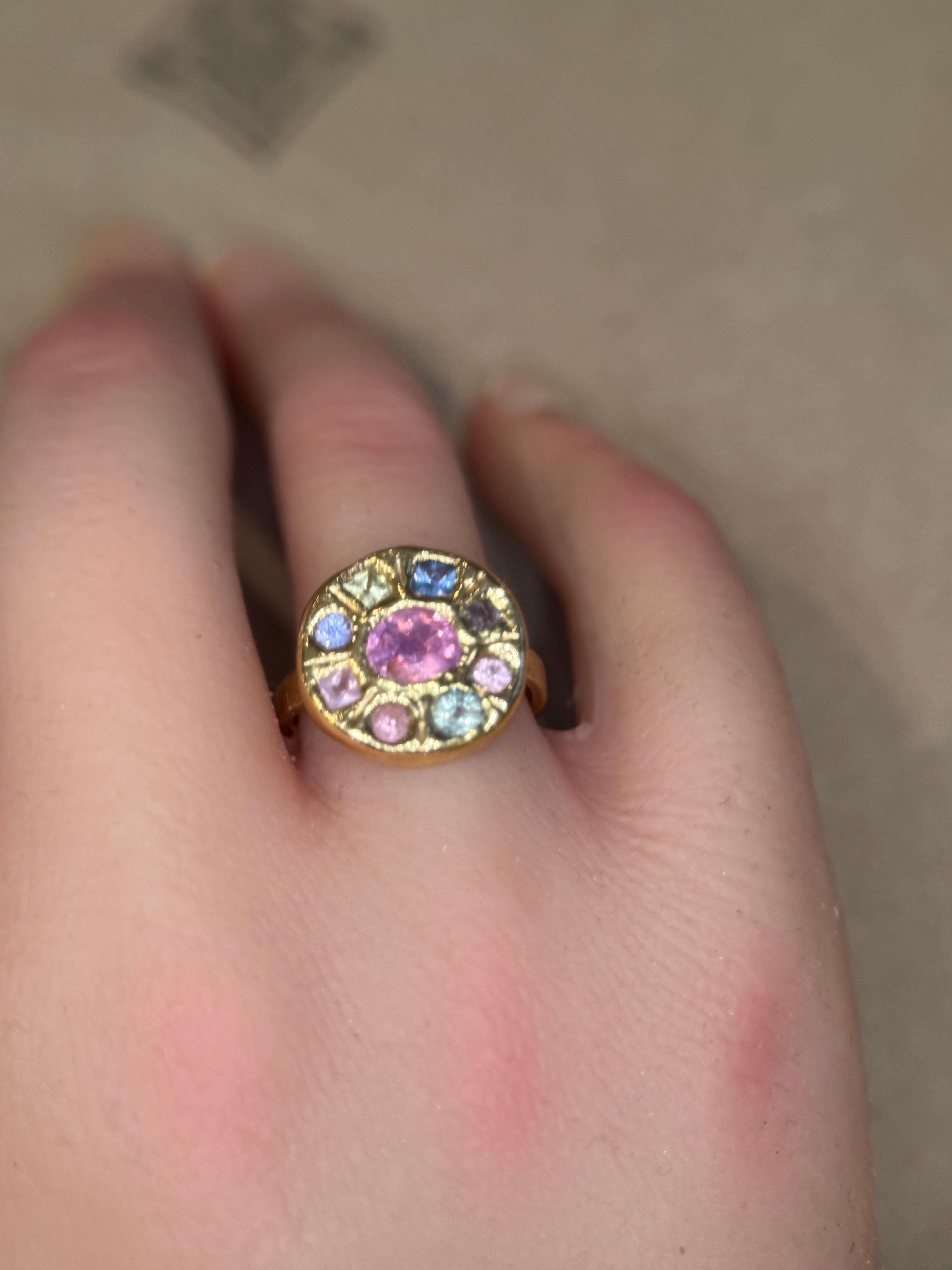 Anello Leto Lama One Of A Kind Abstract Lollipop con zaffiri in oro 18 carati in vendita 1