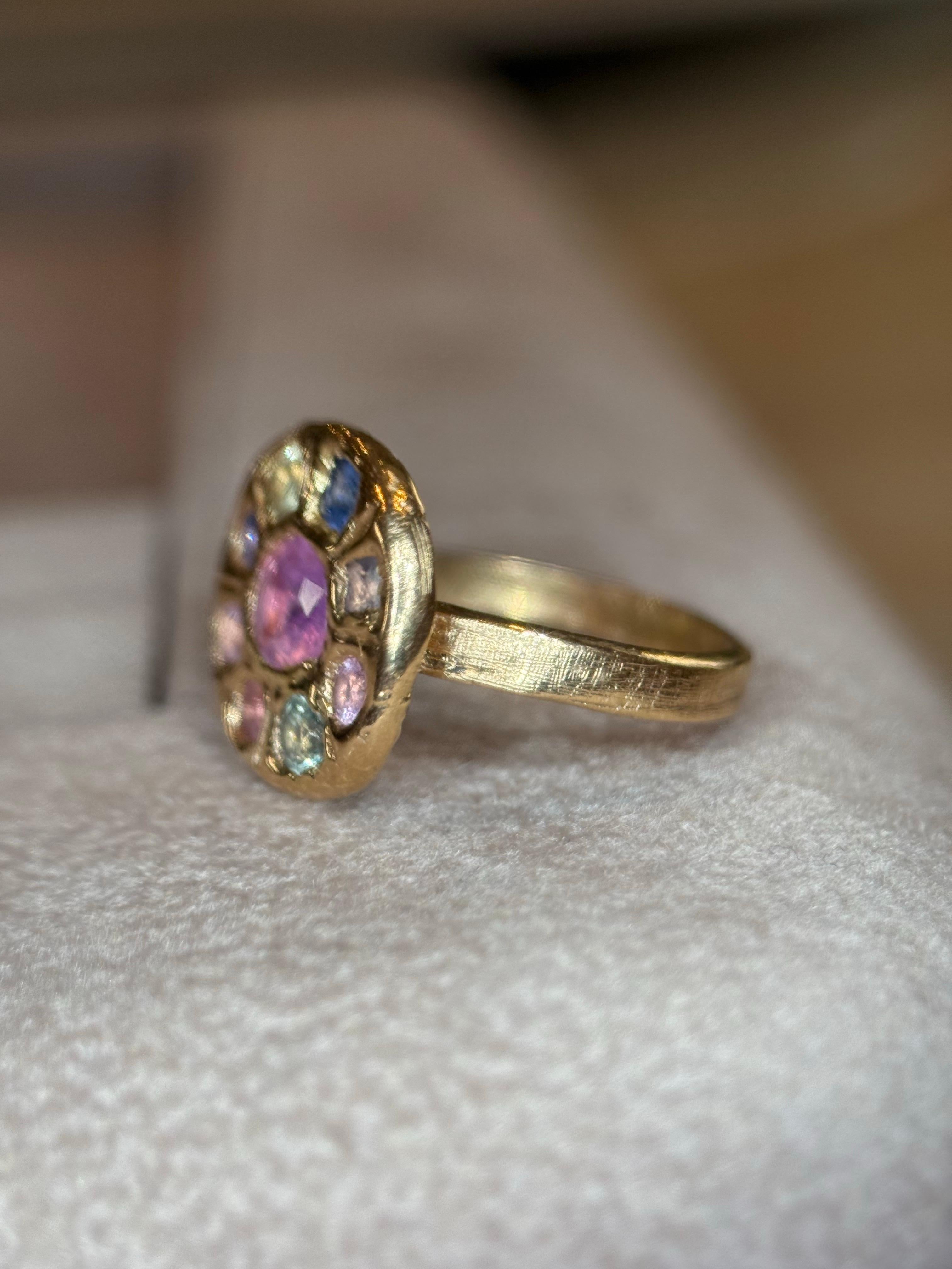 Anello Leto Lama One Of A Kind Abstract Lollipop con zaffiri in oro 18 carati in vendita 2