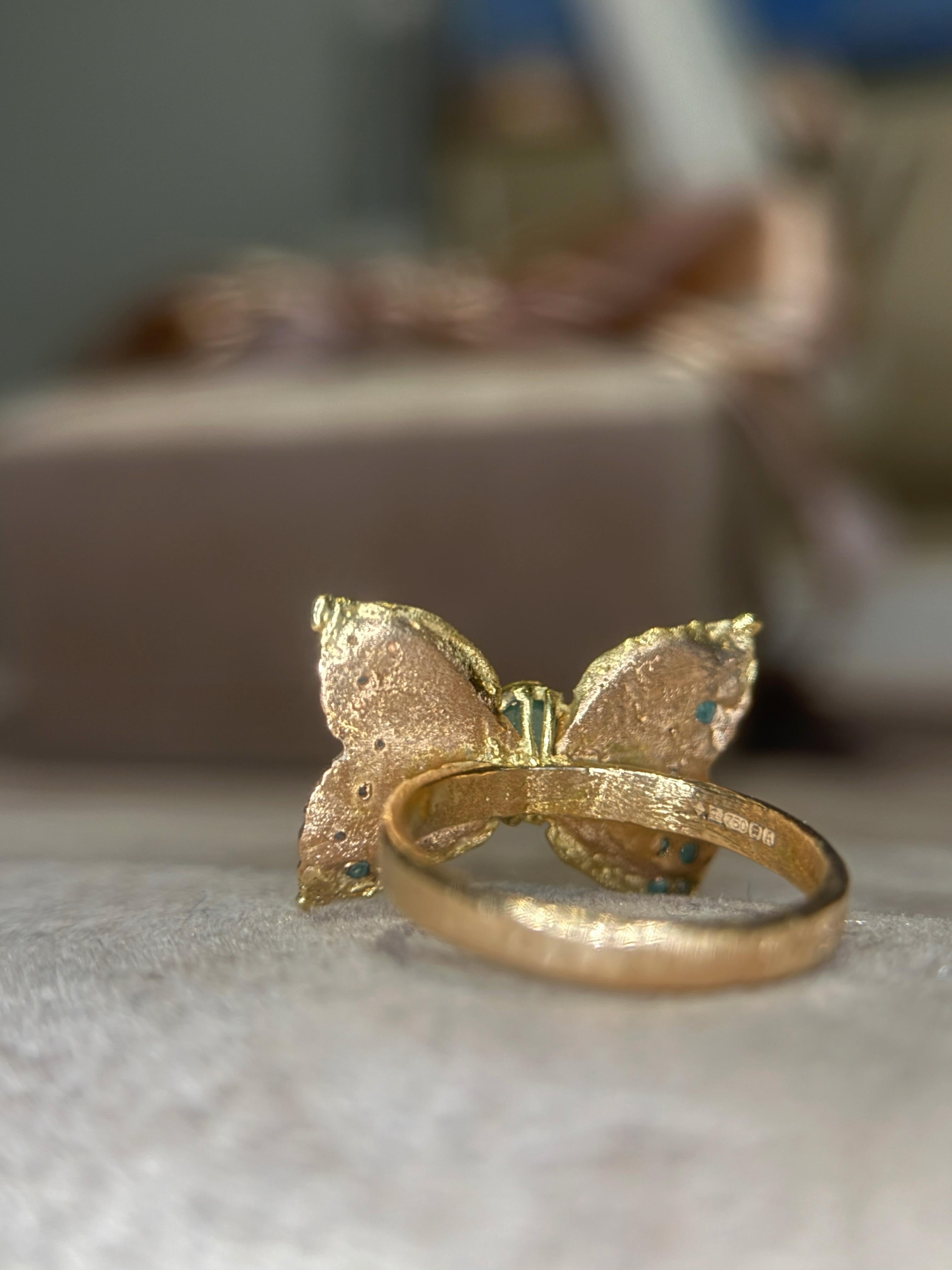 Anello da cocktail con farfalla blu neon e diamanti in oro 18 carati Leto Lama Paraibas in vendita 6