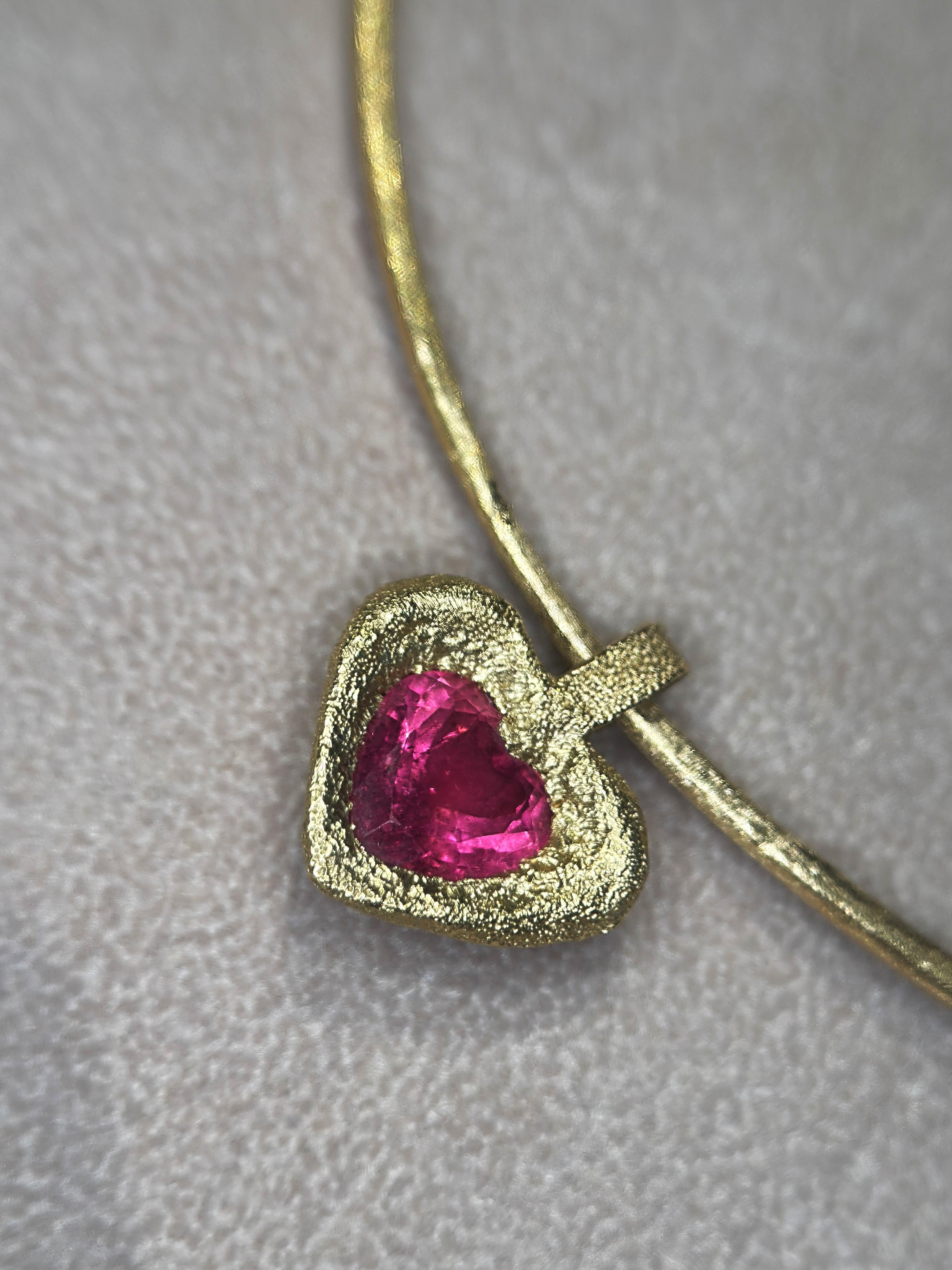 Leto Lama Collier pendentif cœur rose rouge 3,3 carats Rubellite or 18 carats moderne en vente 5
