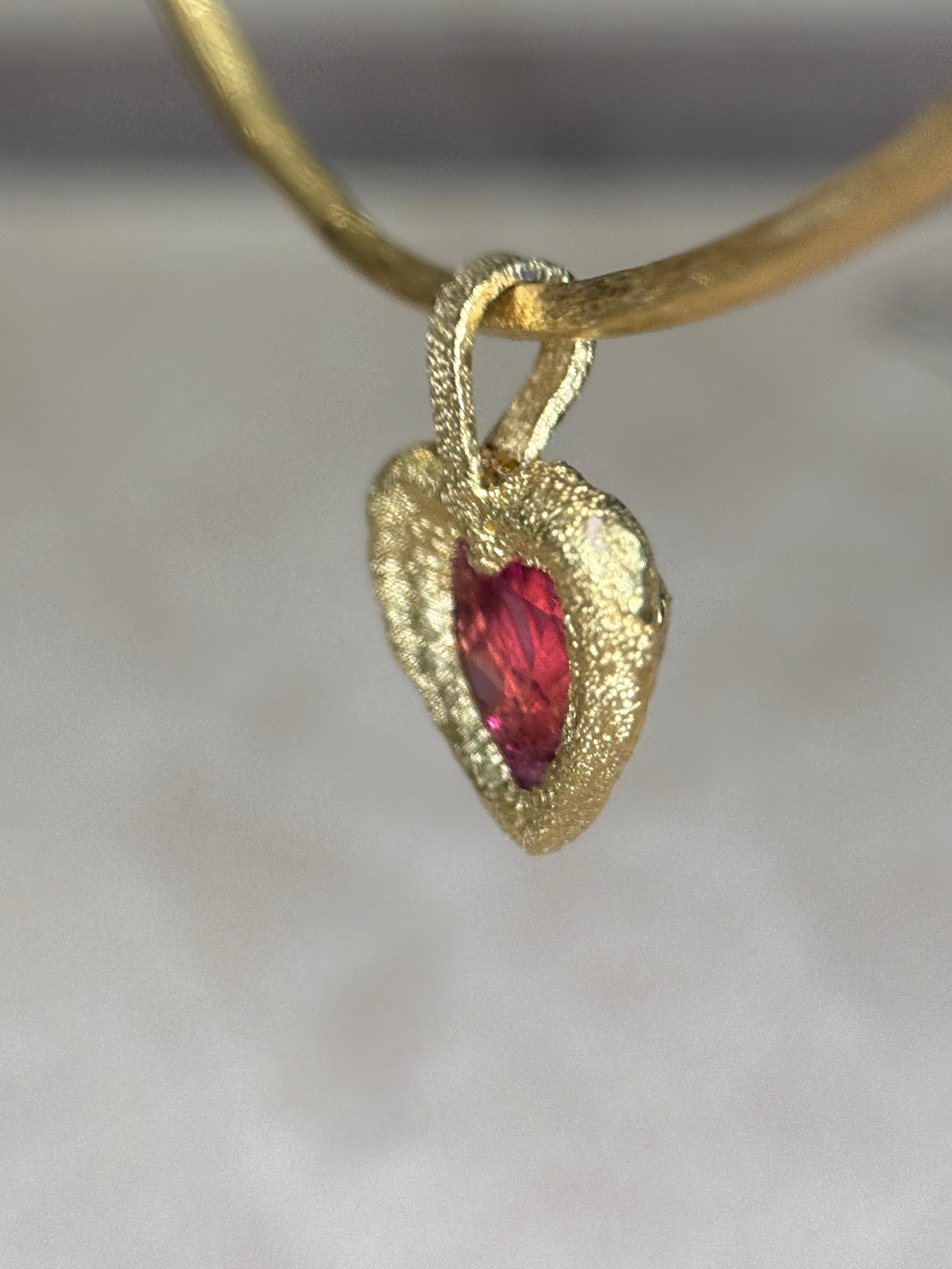 Leto Lama Collier pendentif cœur rose rouge 3,3 carats Rubellite or 18 carats moderne en vente 11