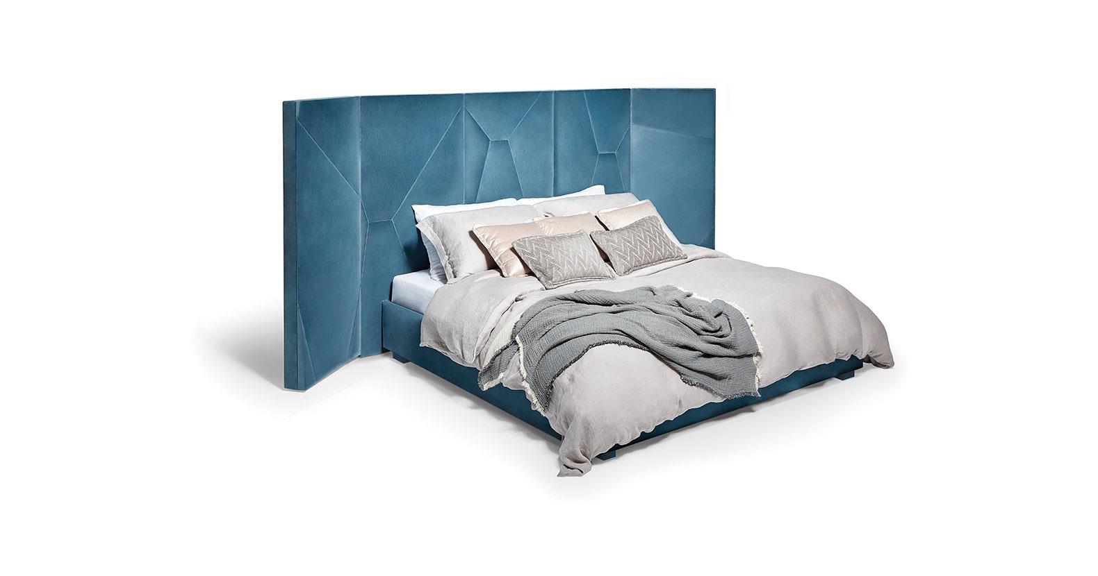 Let's Play M 160 Bed by Munna
Dimensions: D 220 x W 340 x H 160 cm.
Bed Frame: D 210 x W 170 x H 33 cm.
Materials: Wood, foam, and upholstery.
Finish: Headboard upholstery: Cotton Velvet, ref steel blue, Cv27. Bed frame: Cotton Velvet, ref steel