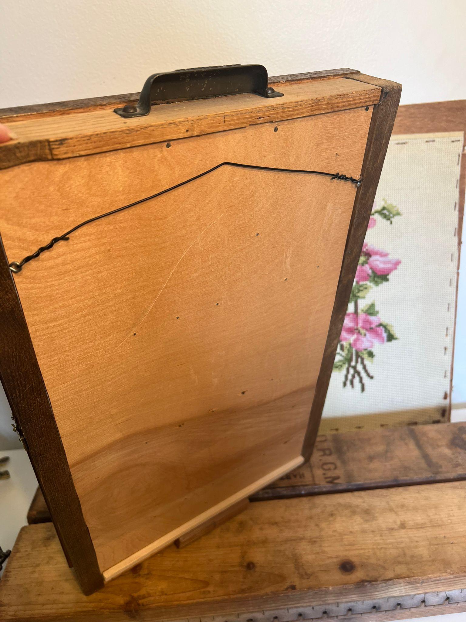 Letter Press Box Trinket Shelf with Glass Door In Good Condition For Sale In Seattle, WA
