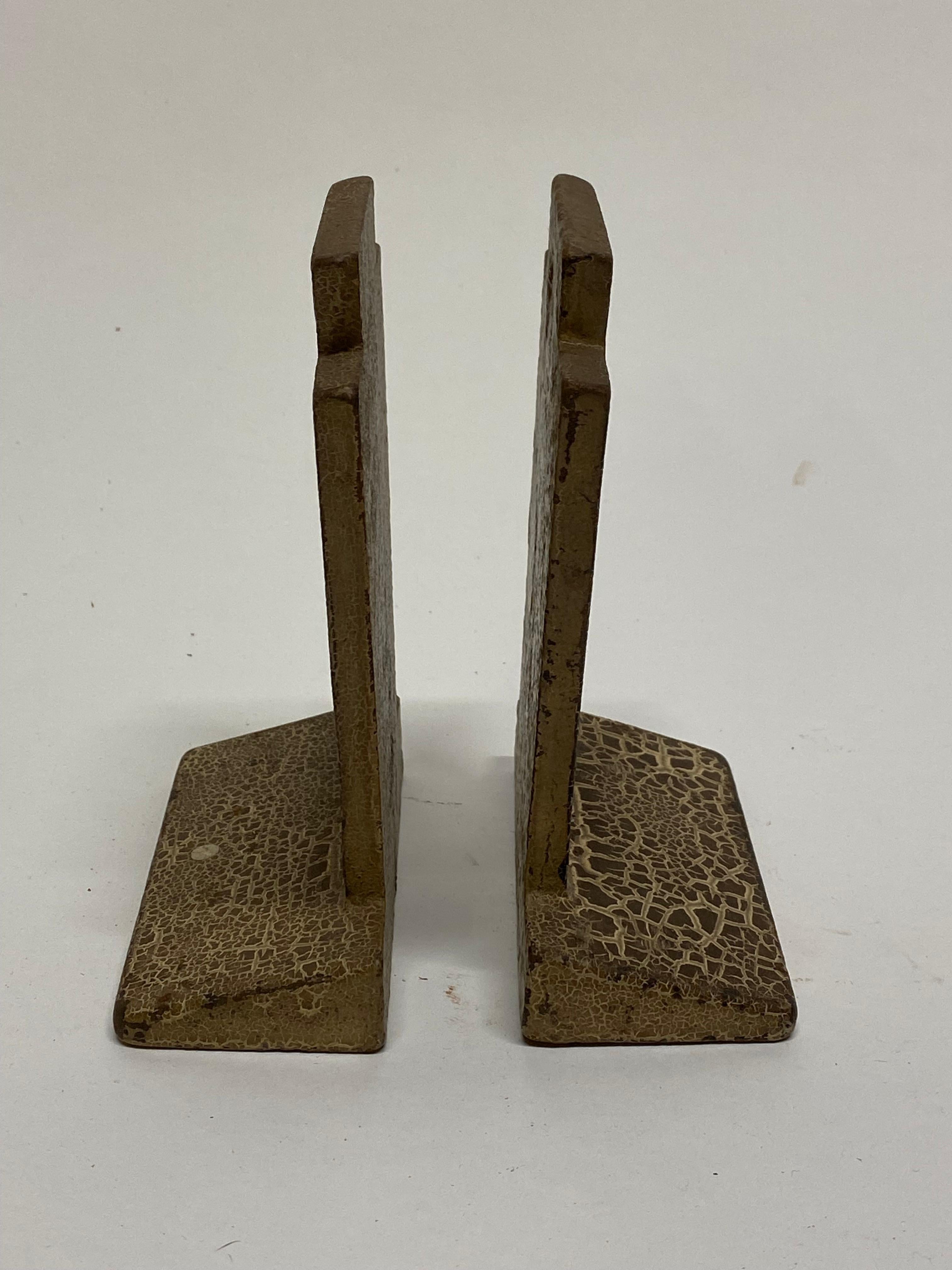 American Letter 'S' Iron Keystone Bookends