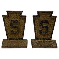 Letter 'S' Iron Keystone Bookends