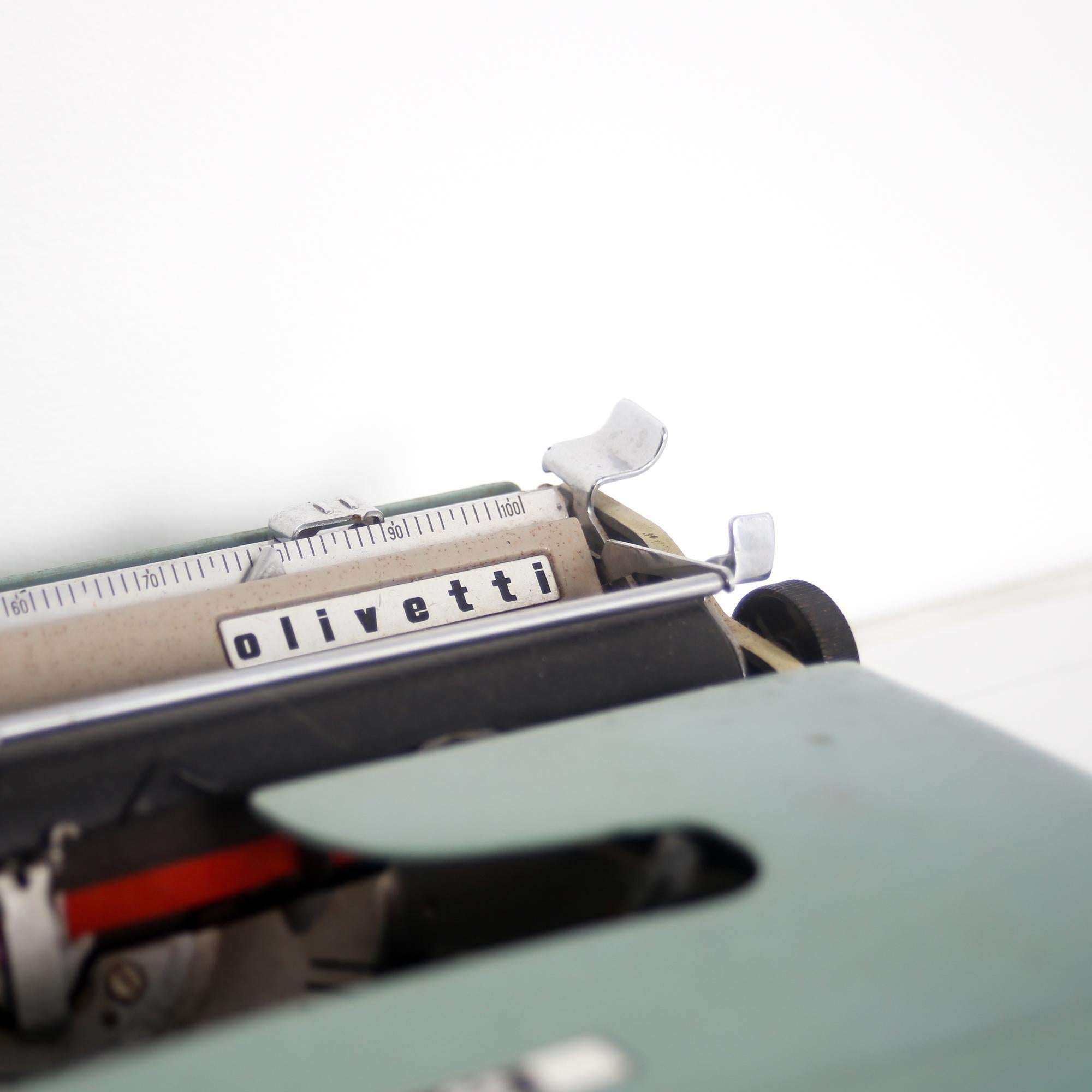Lettera 22 Schreibmaschine von Marcello Nizzoli für Olivetti:: 1950 (Italienisch)