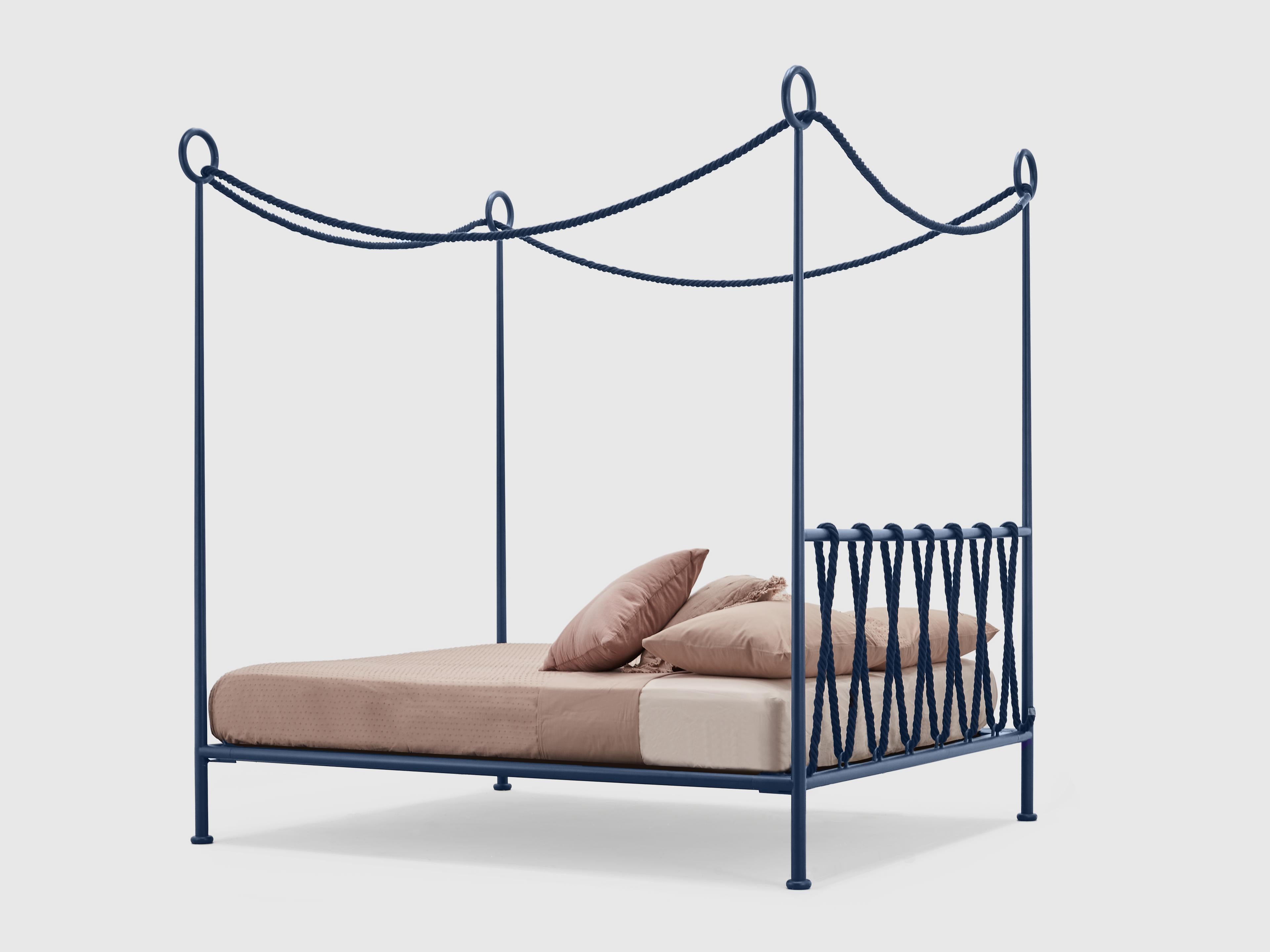 Cima Canopy Bed by Sovrappensiero Design Studio For Sale 2