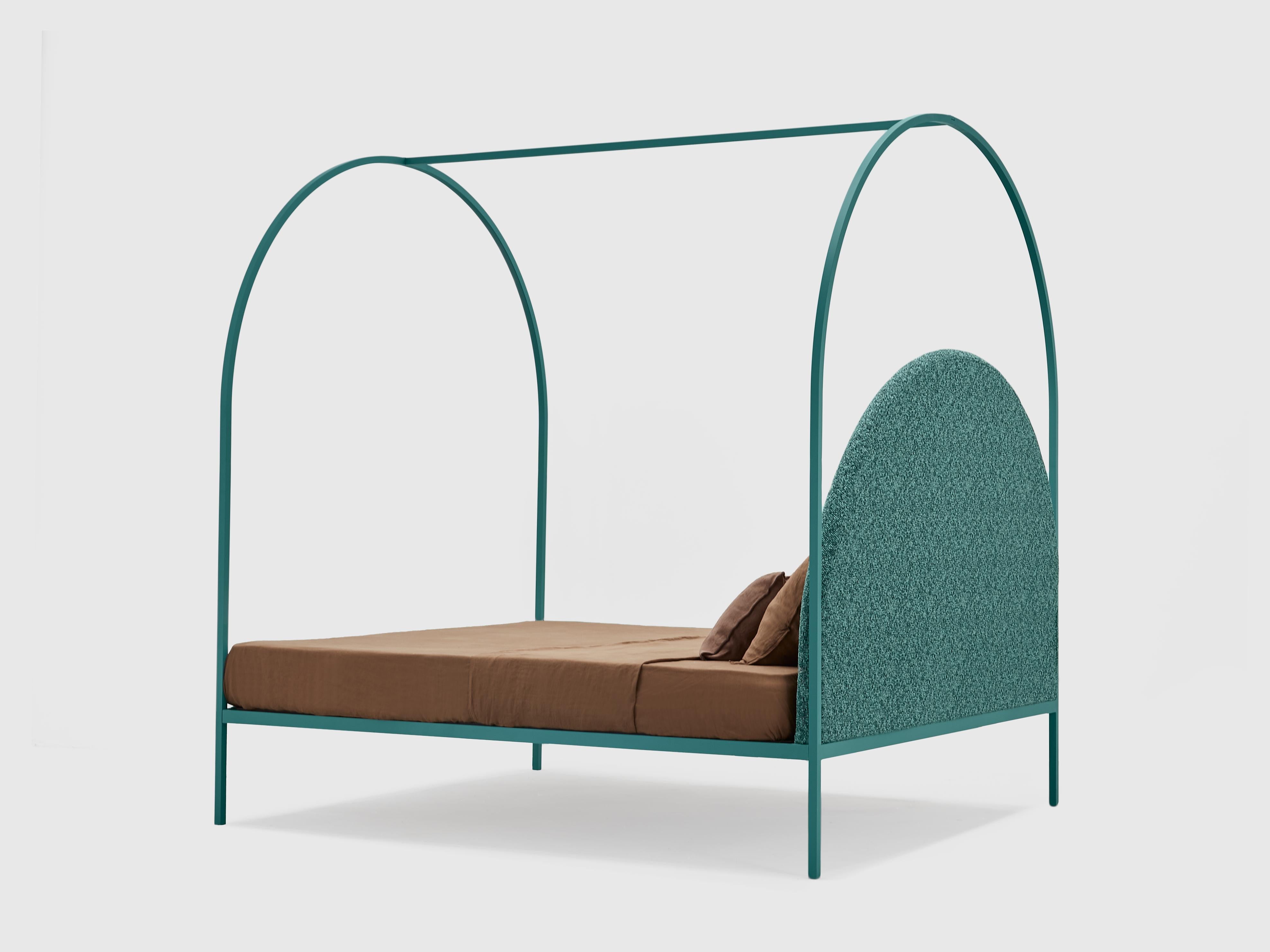 arch canopy bed