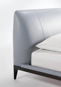 ADESSO bed in light blue genuine leather and metal base. By Legame Italia