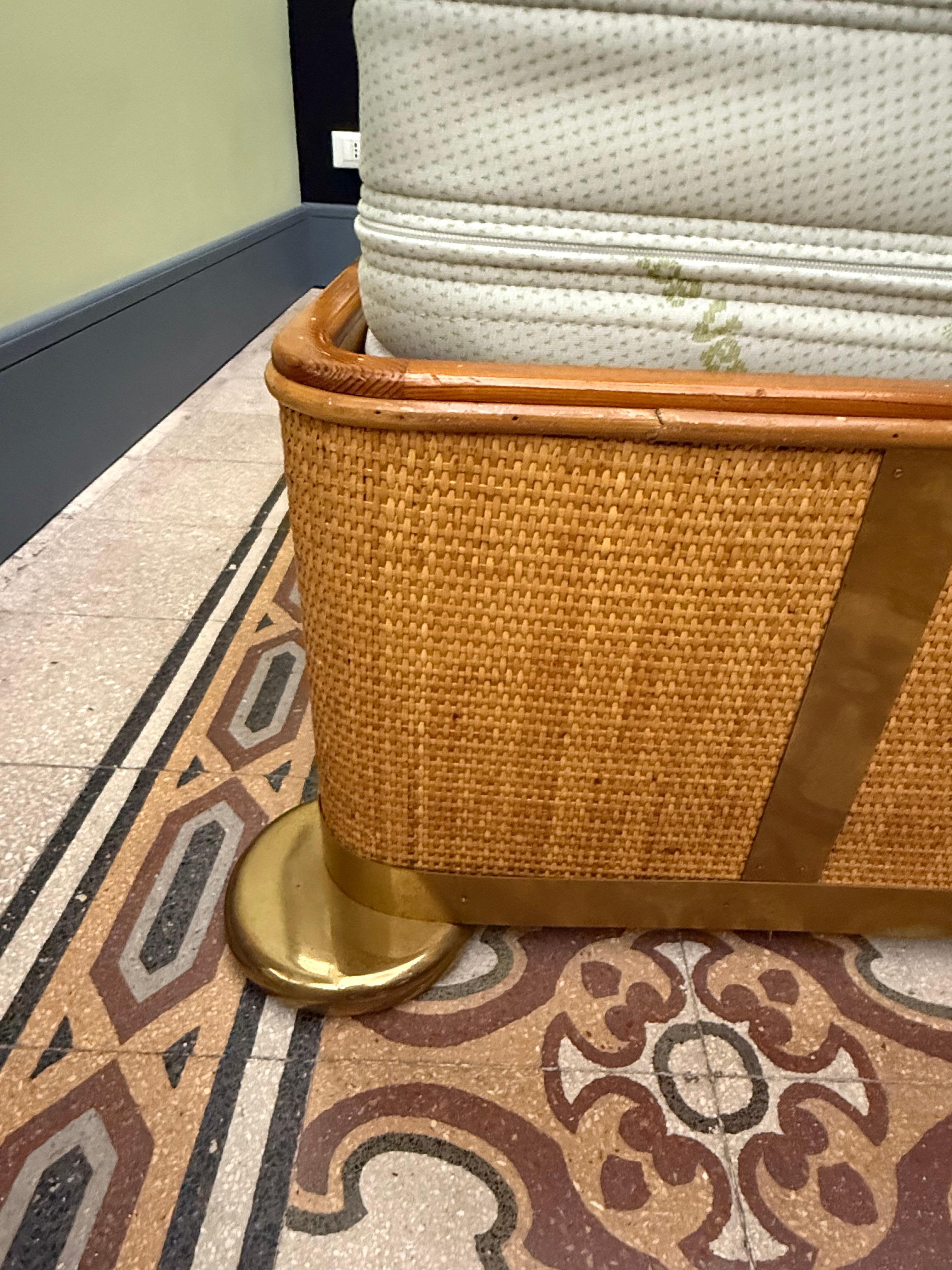 Lit français en bambou et laiton 1970 Italie en vente 3