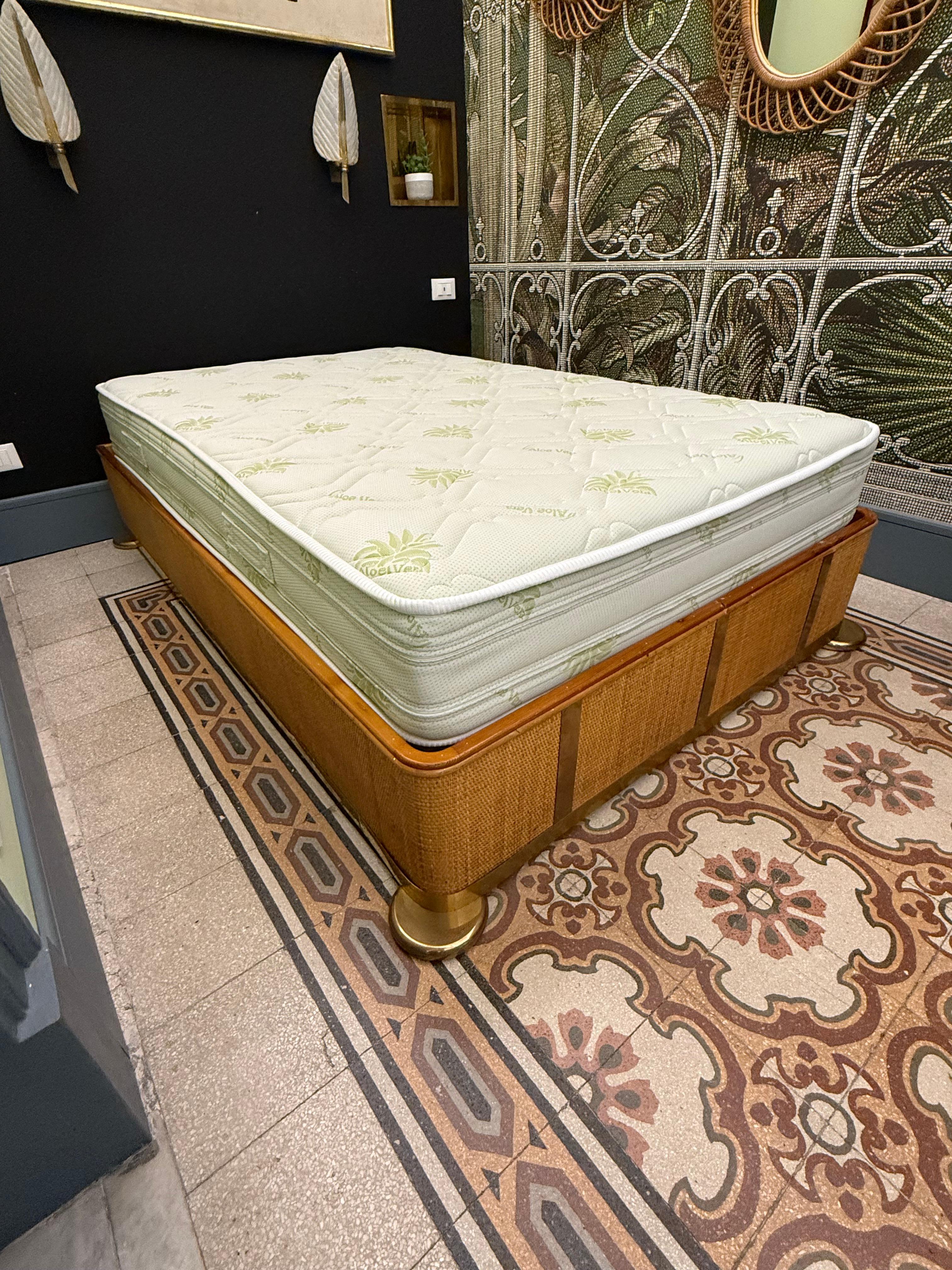 Lit français en bambou et laiton 1970 Italie en vente 5