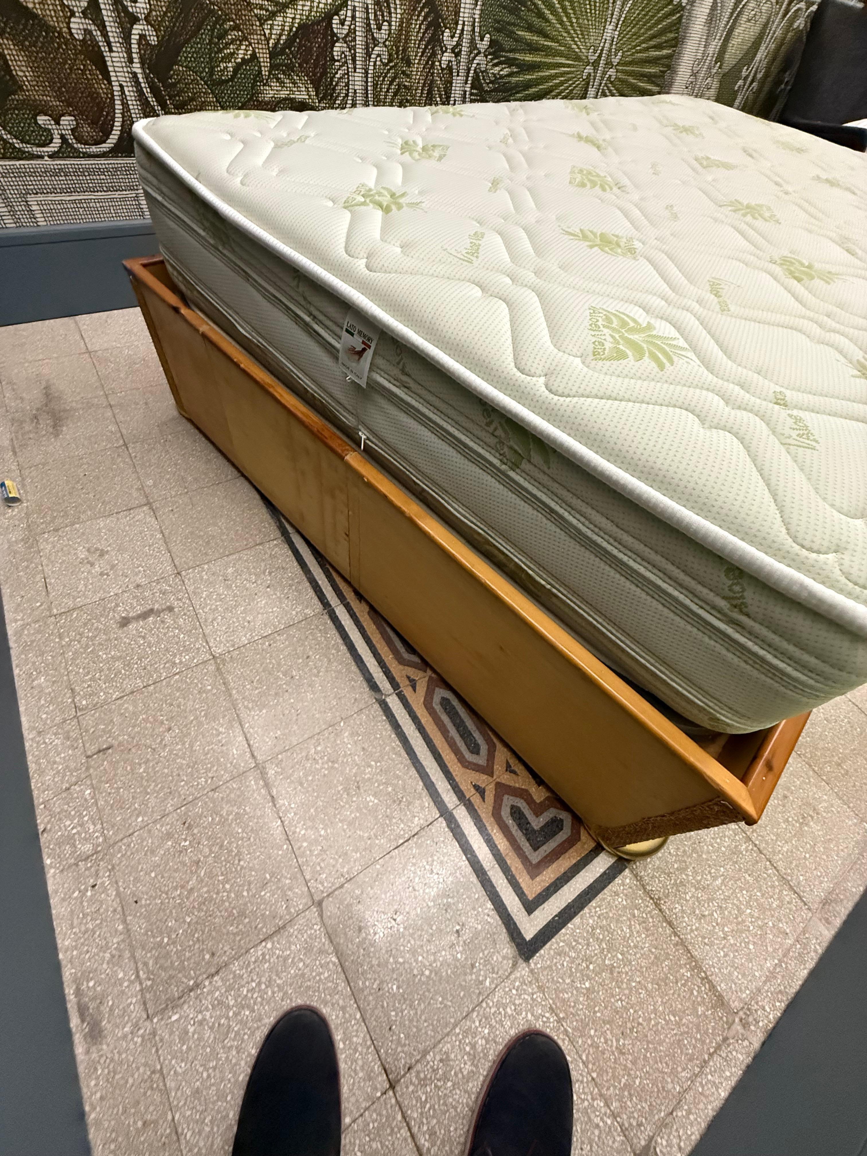 Italian Lit français en bambou et laiton 1970 Italie en vente