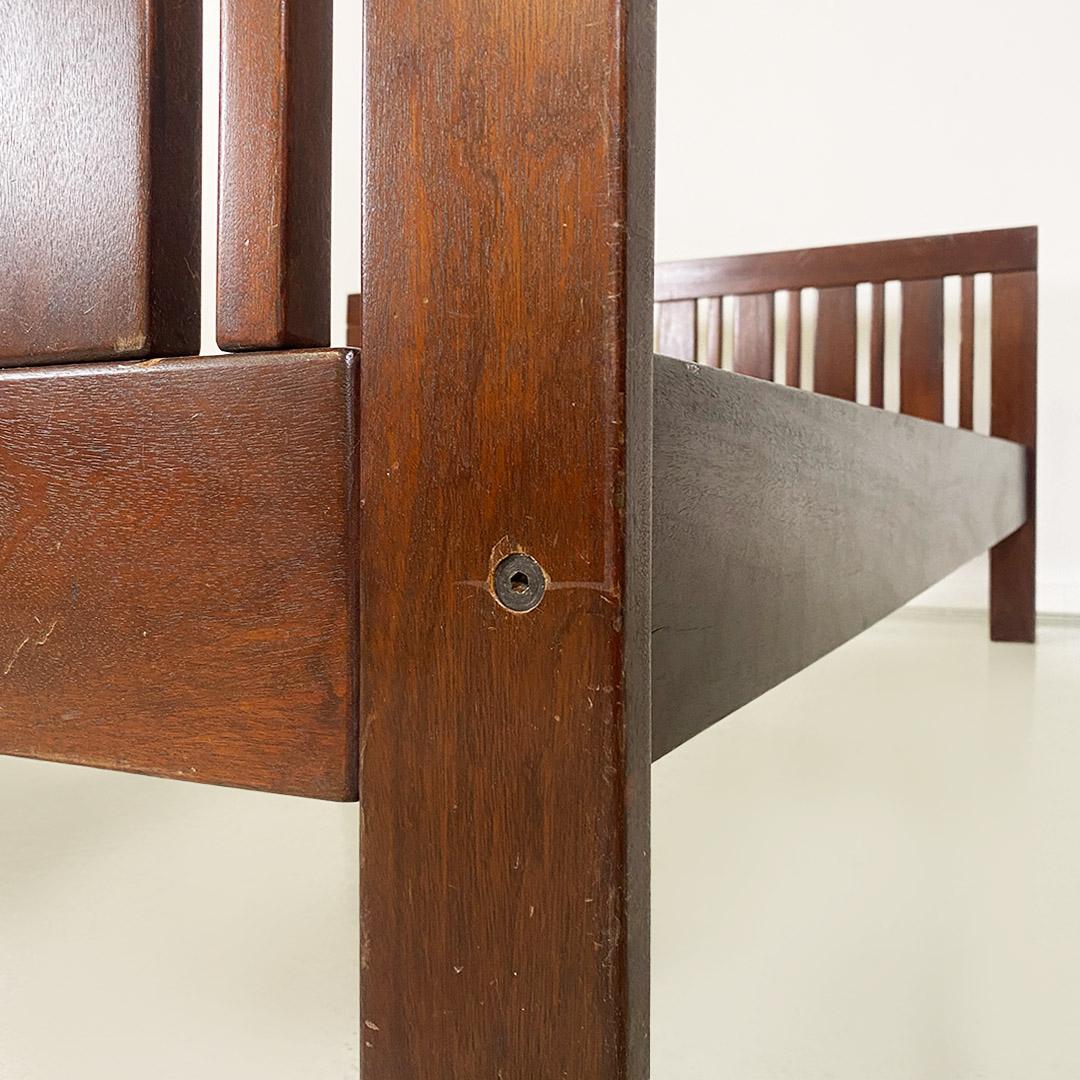 Califfo bed in solid wood by Ettore Sottsass for Poltronova, ca. 1960. For Sale 5