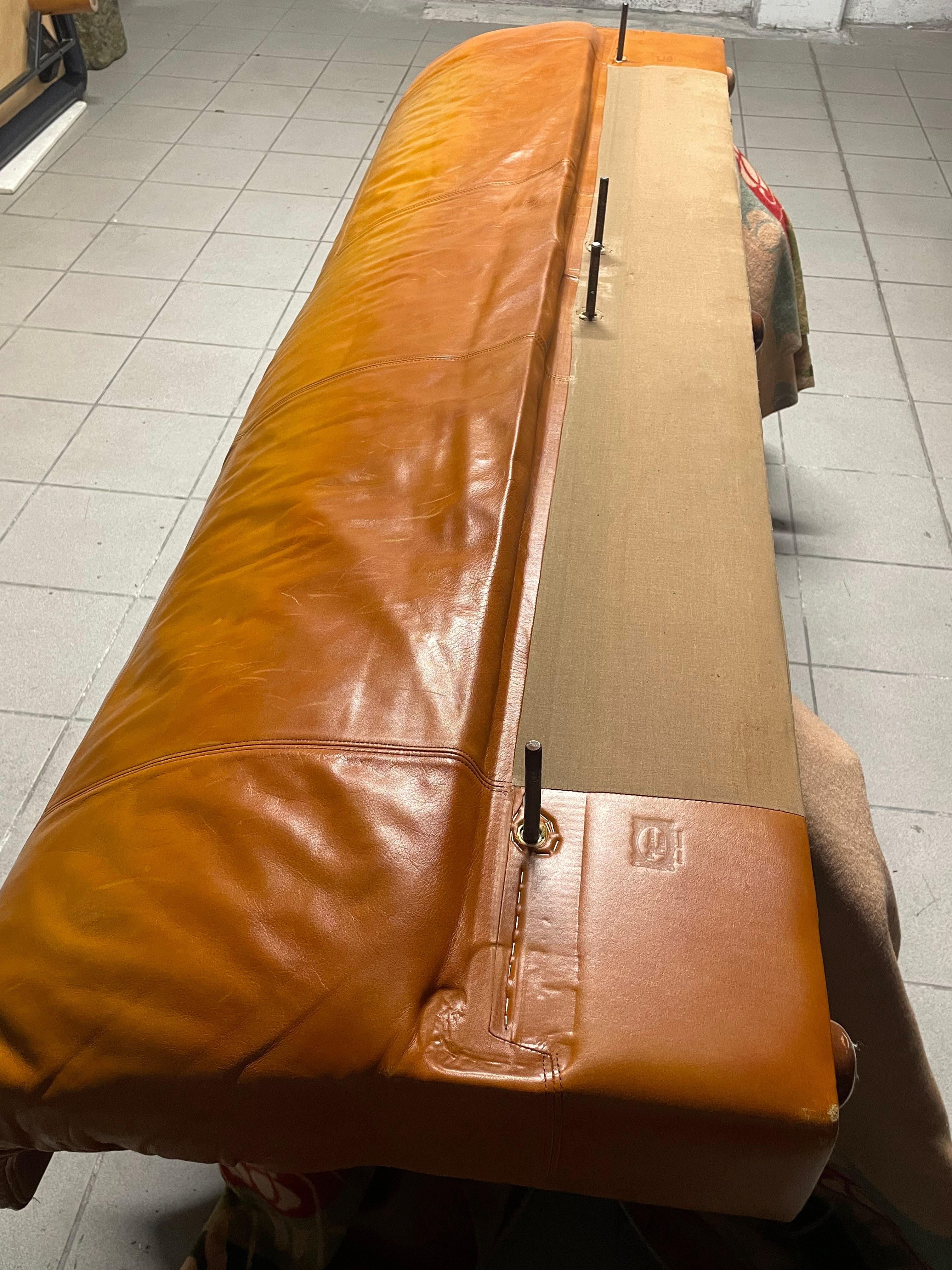 Italian Bed with bedside tables from the 1970s by Luigi Massoni for Poltrona Frau For Sale