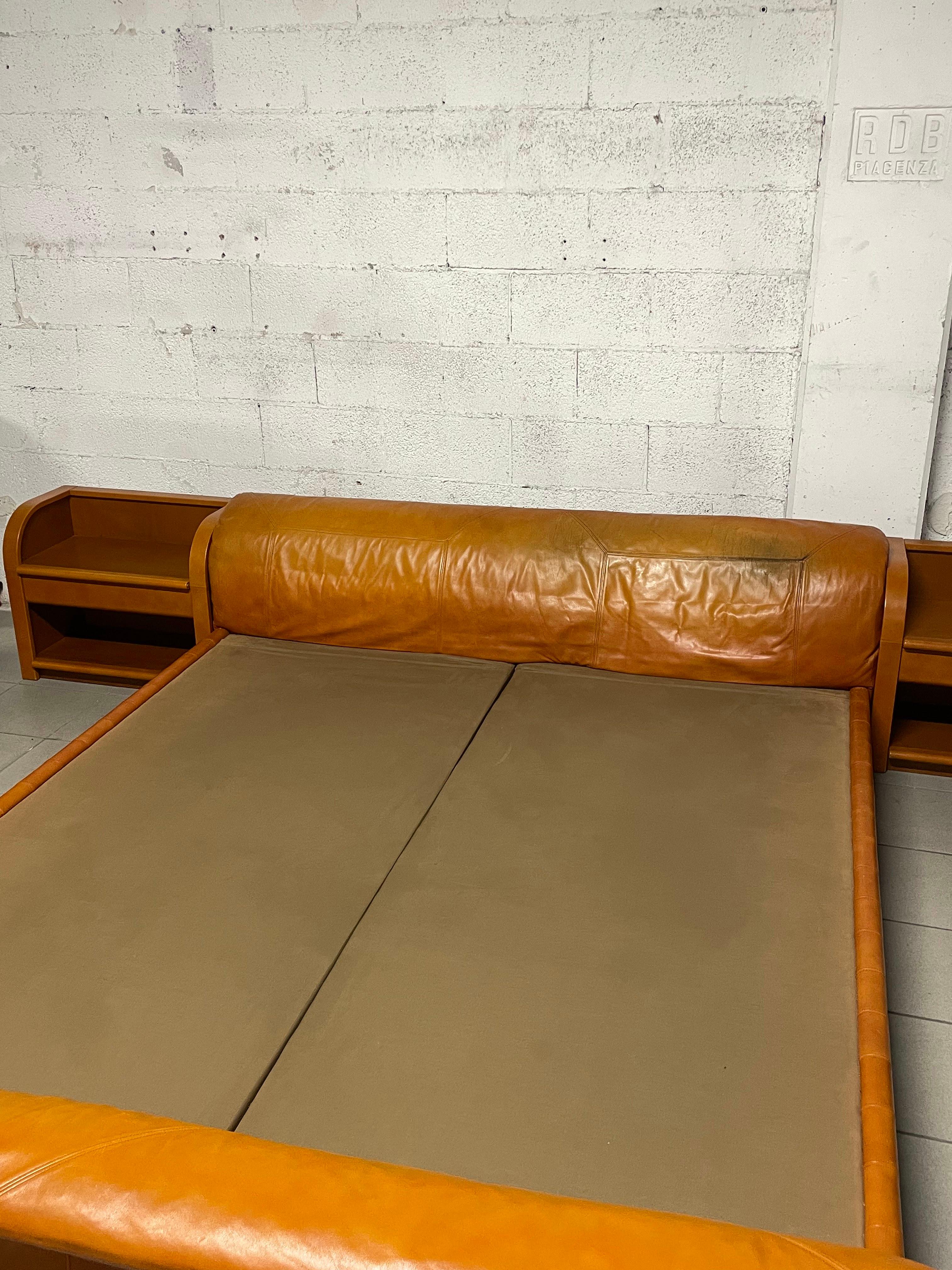 Leather Bed with bedside tables from the 1970s by Luigi Massoni for Poltrona Frau For Sale