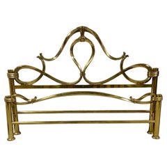 1960s Mid Century Hollywood Regency style lit italien en laiton doré