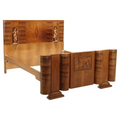 Italian Art Deco Double Bed in Walnut and Walnut Burl