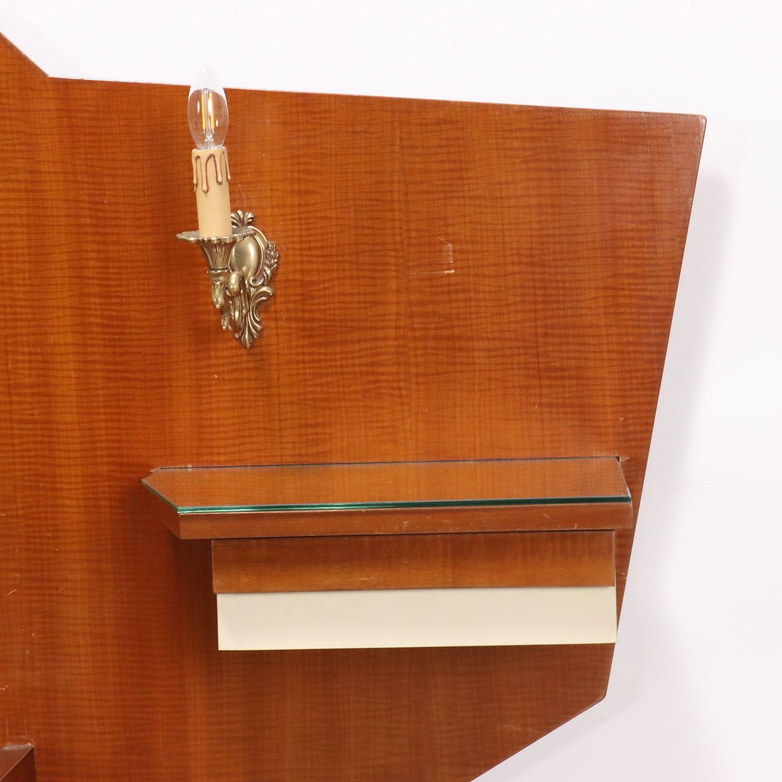 Doppelbett mit Nachttischchen, 1950-60er Jahre (Moderne der Mitte des Jahrhunderts) im Angebot