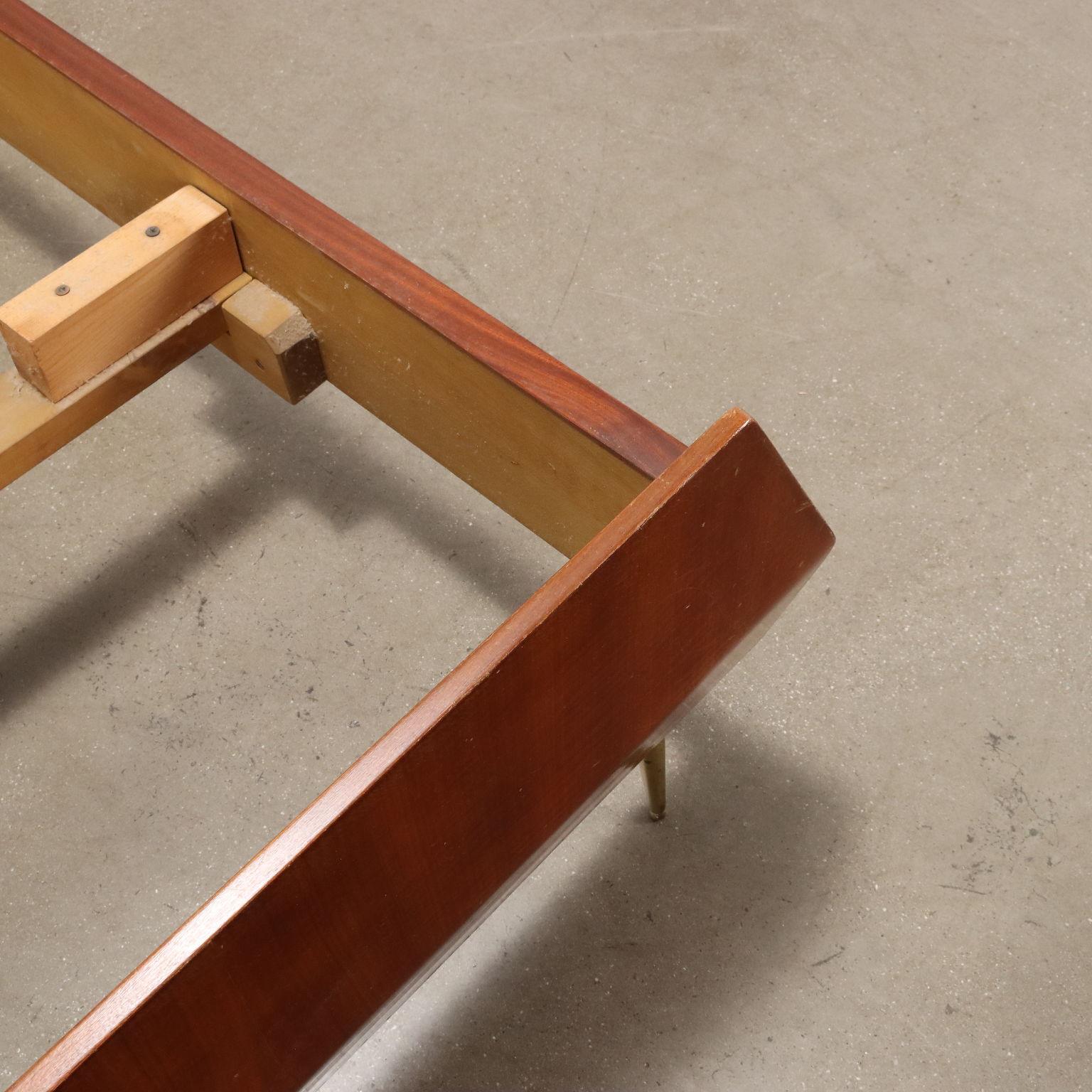 Doppelbett mit Nachttischchen, 1950-60er Jahre im Angebot 1