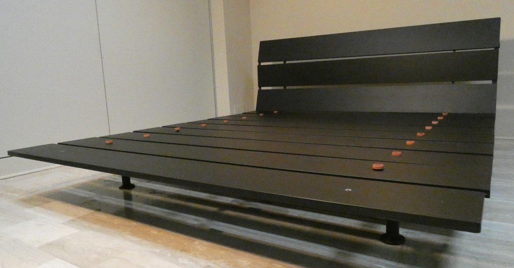 Minimalist Letto Matrimoniale Flou Tadao by Vico Magistretti per Flou - Italia '90