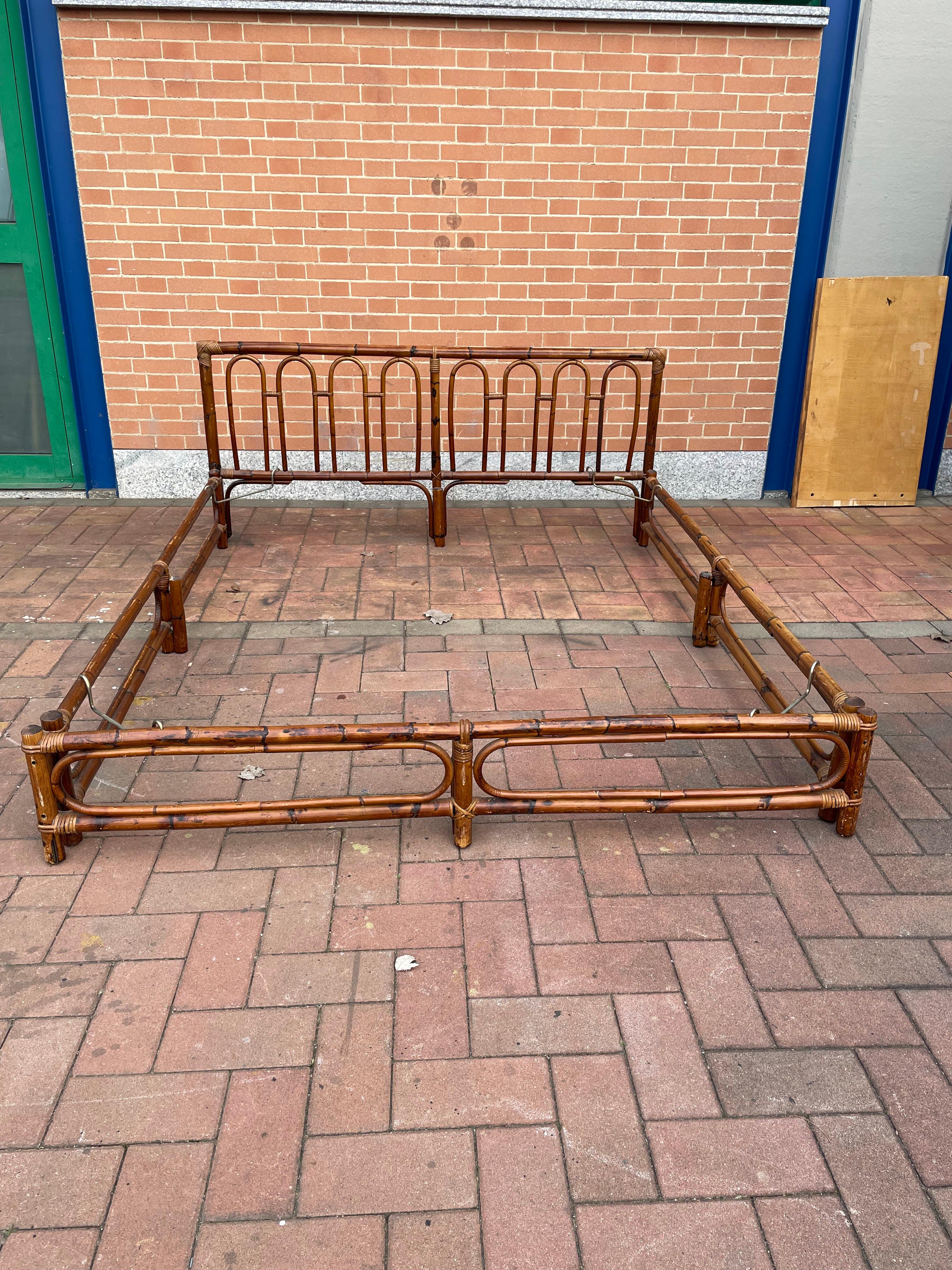 Italian 1970s bamboo double bed, branded Dal Vera, Italy For Sale