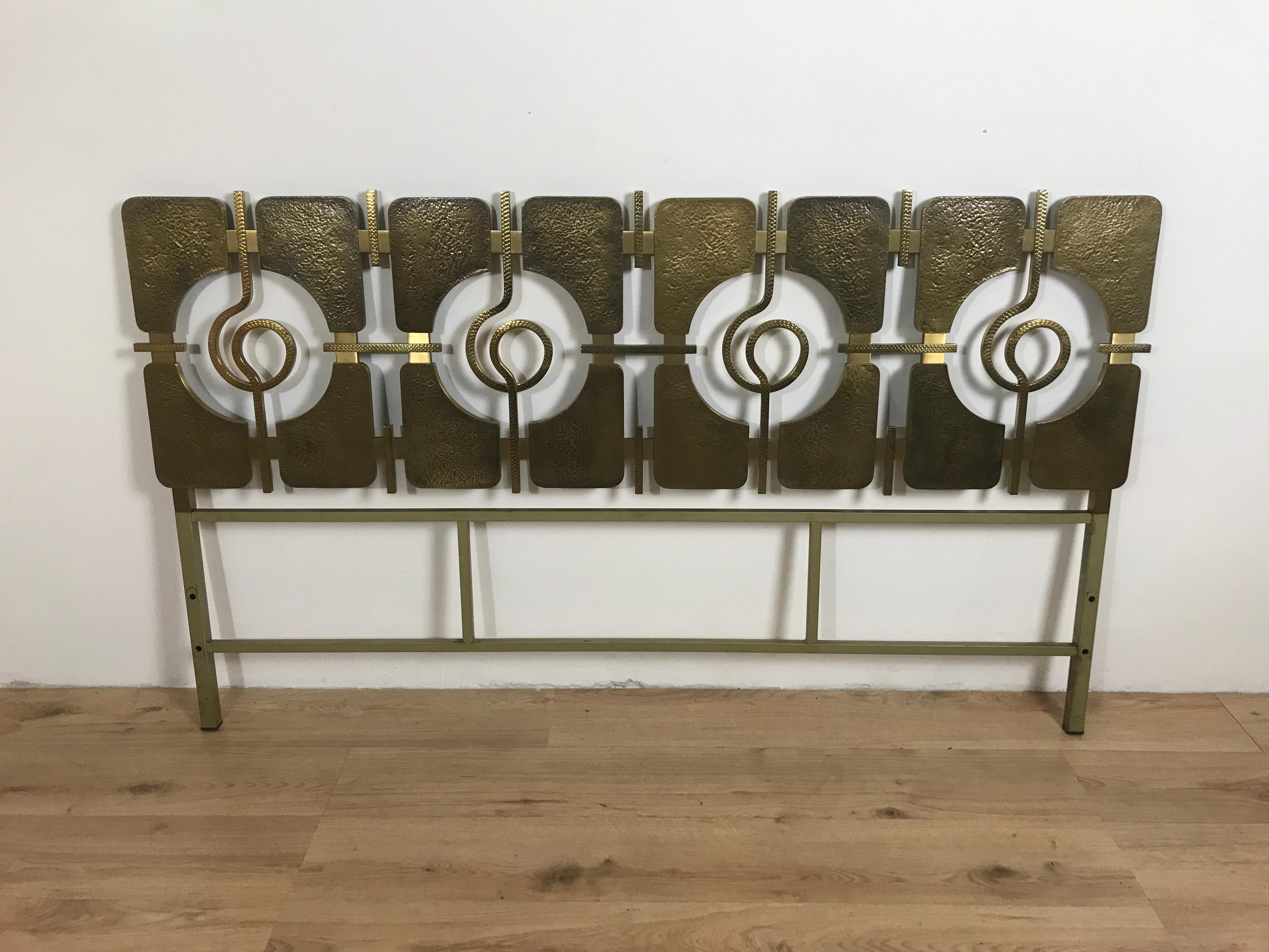 Double Bed in Brass by Luciano Frigerio. Italy 1970 For Sale 8