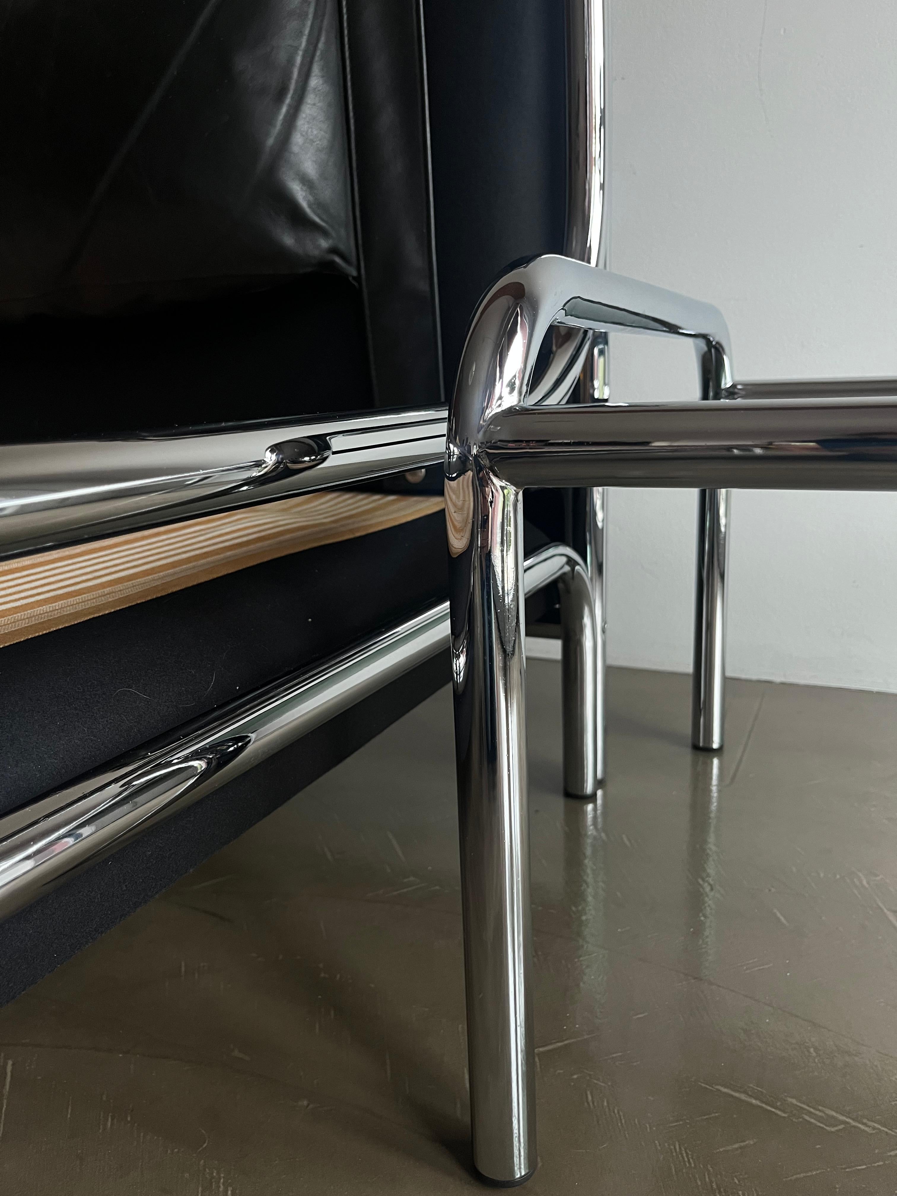 Letto con comodini - mod. Stringa design Gae Aulenti per Poltronova 4