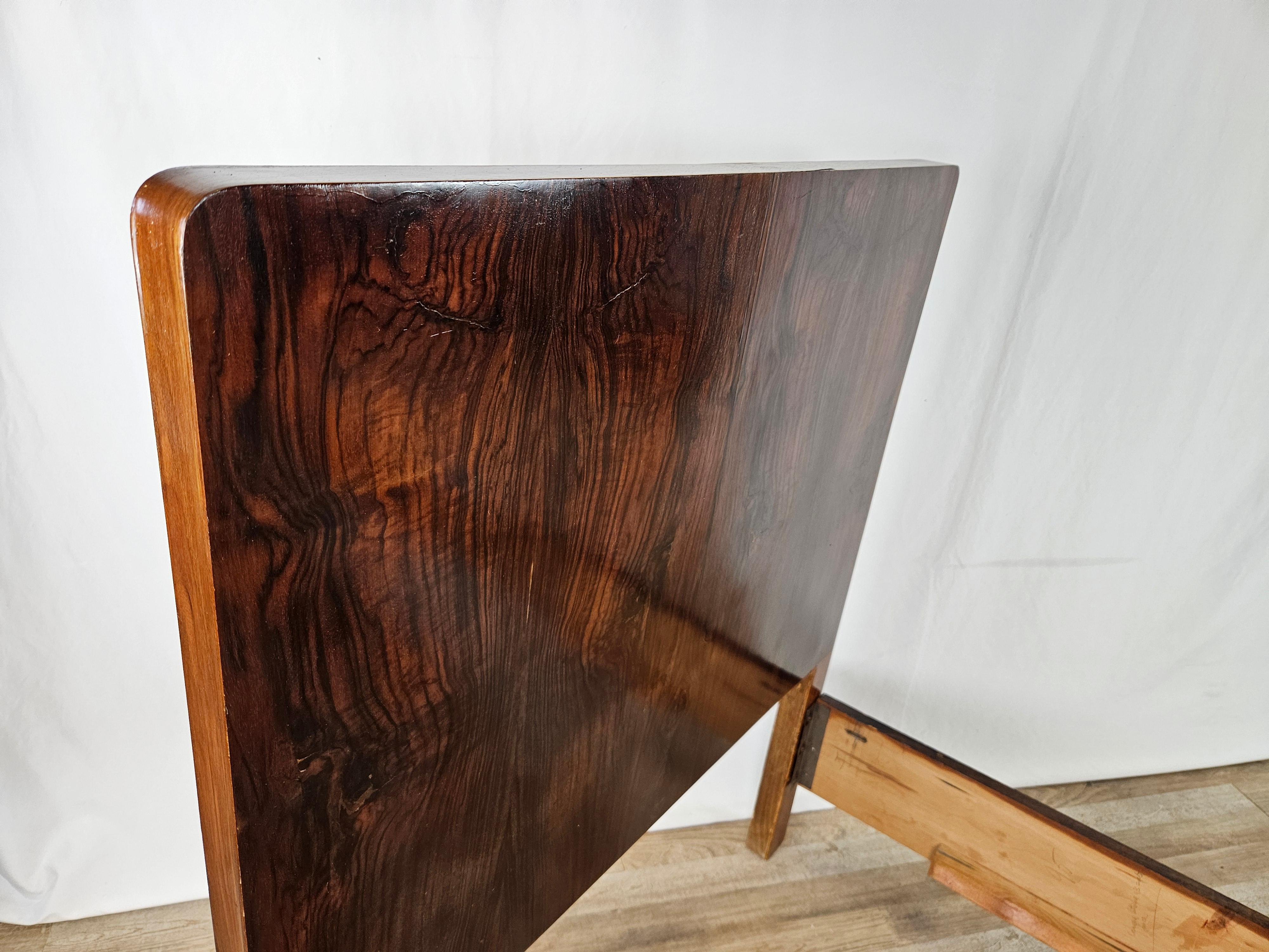 Italian Art Deco single bed in walnut For Sale
