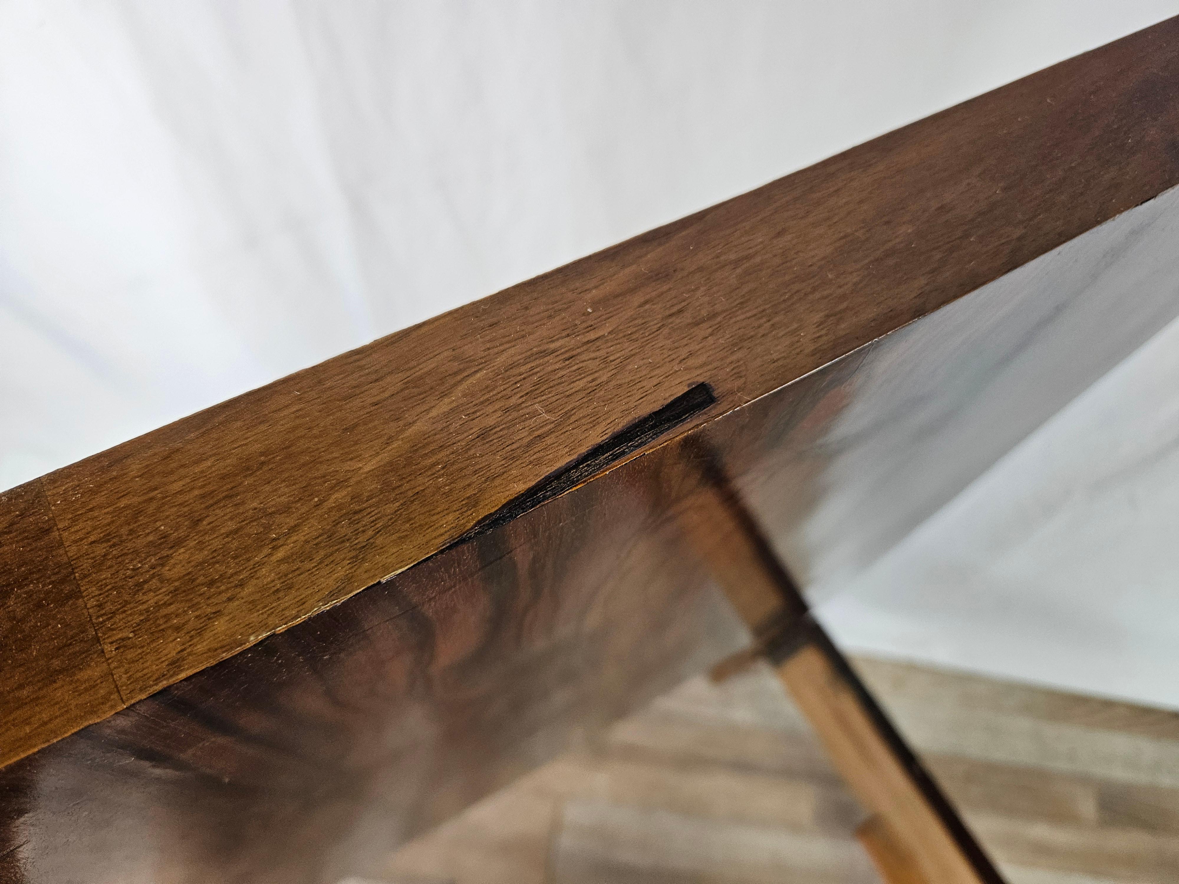 Art Deco single bed in walnut For Sale 1