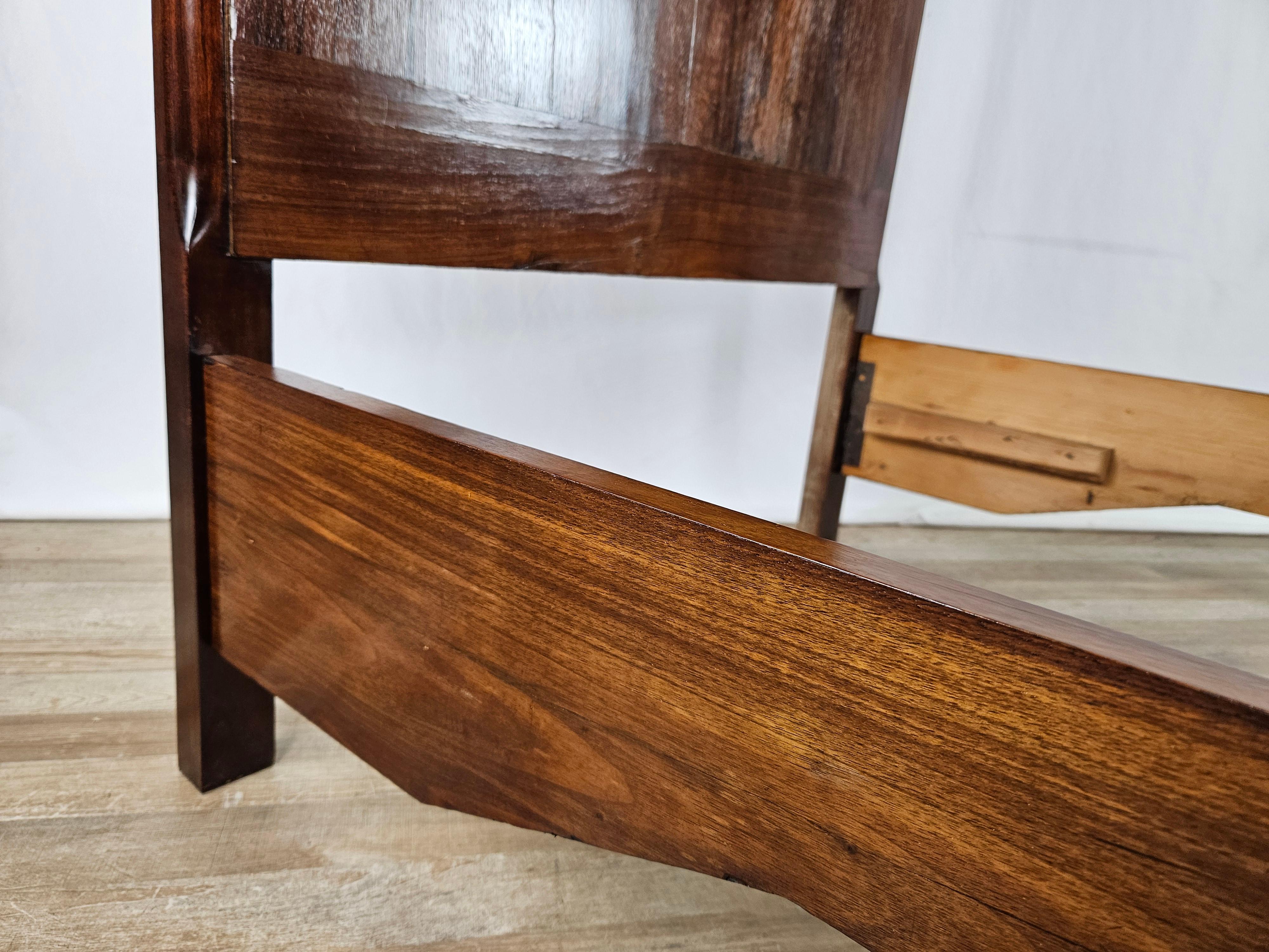 Legno Letto singolo in radica anni '30-'40 in vendita