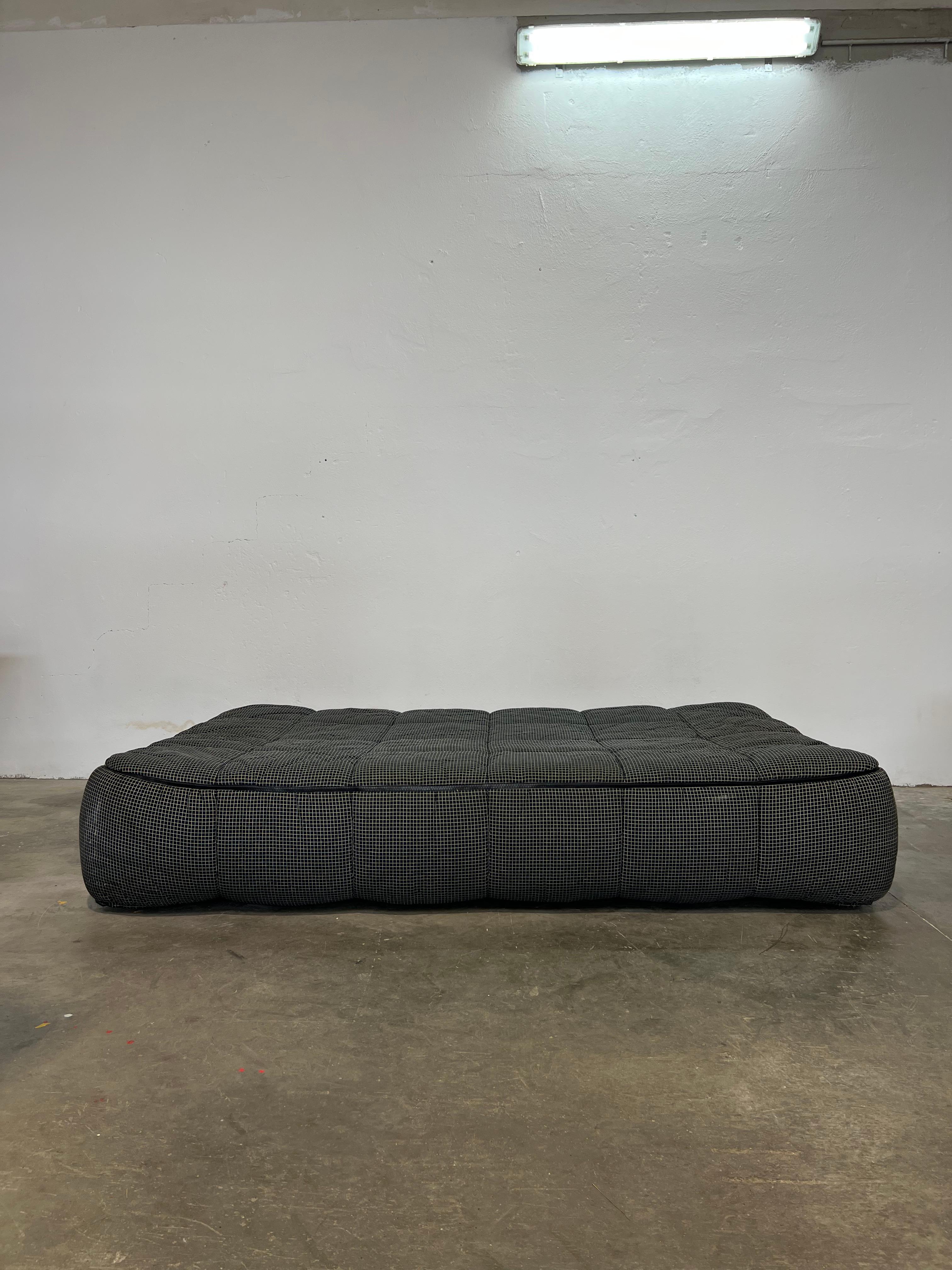 Letto Tiras de Cini Boeri para Arflex en venta 4
