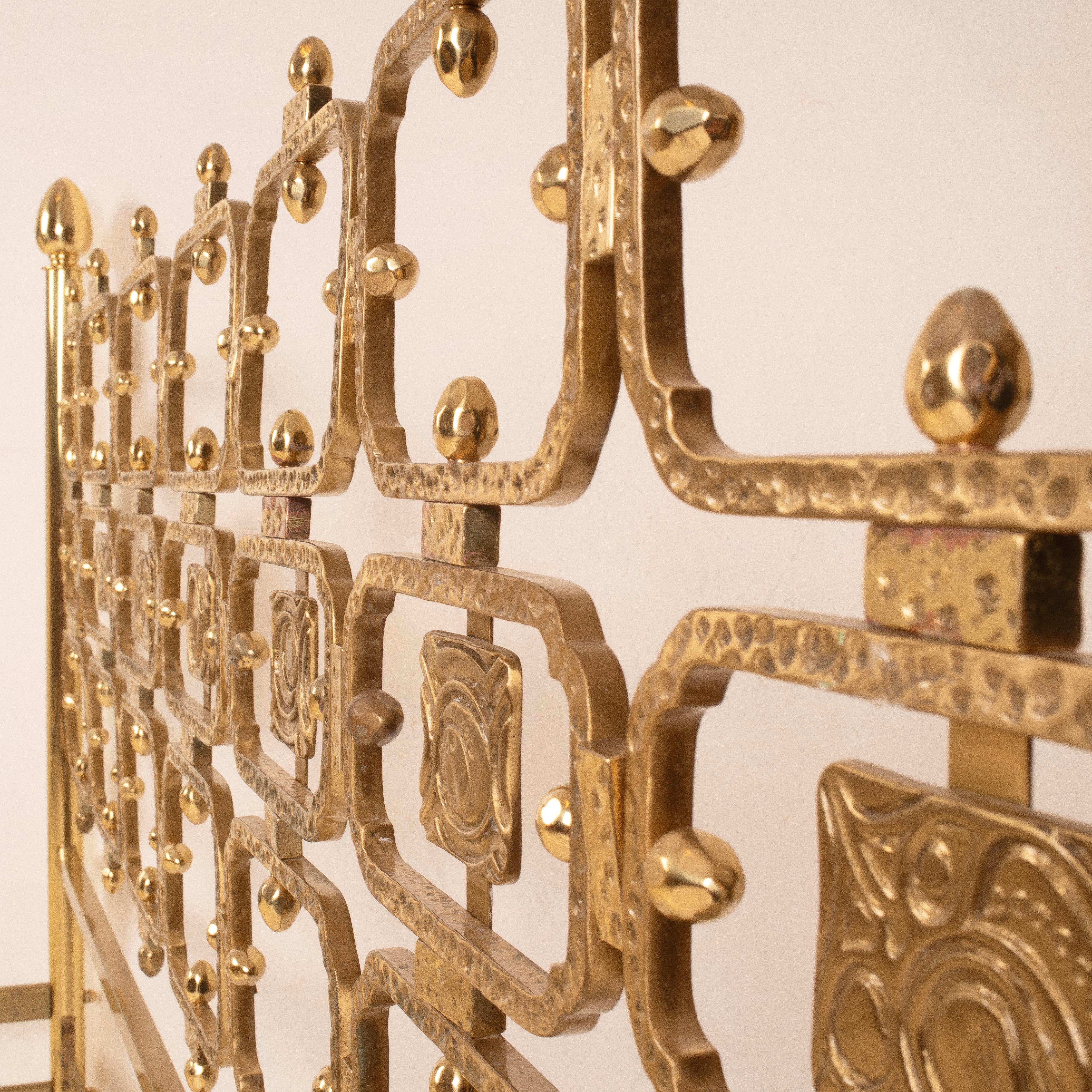 Thailandia Sculptural Brass Bed Frame by Frigerio Ciansky e Shelba Italy 1960 in vendita 5