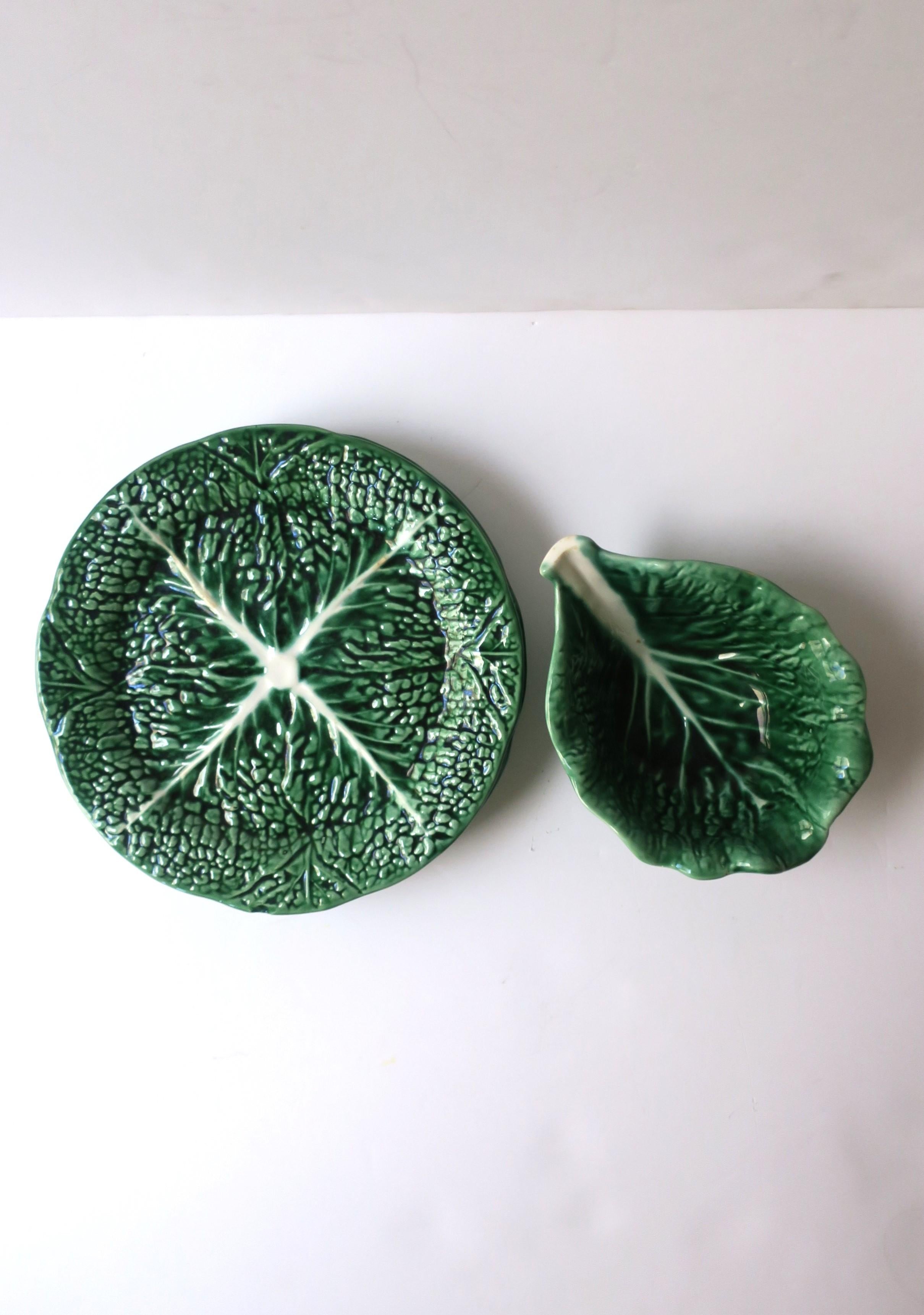 Ceramic Lettuce or Cabbage Leaf Plates Green and White, Set of 4 For Sale