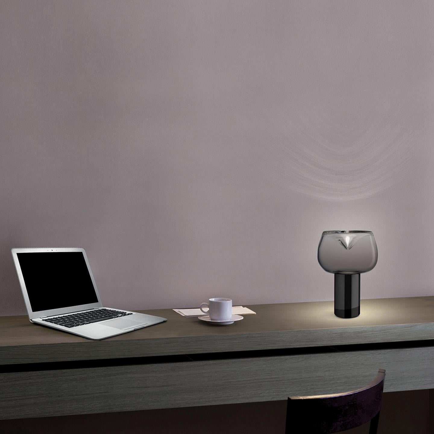 Italian Leucos Aella Bold T LED Table Light in Smoke Gray and Gunmetal by Toso & Massari For Sale