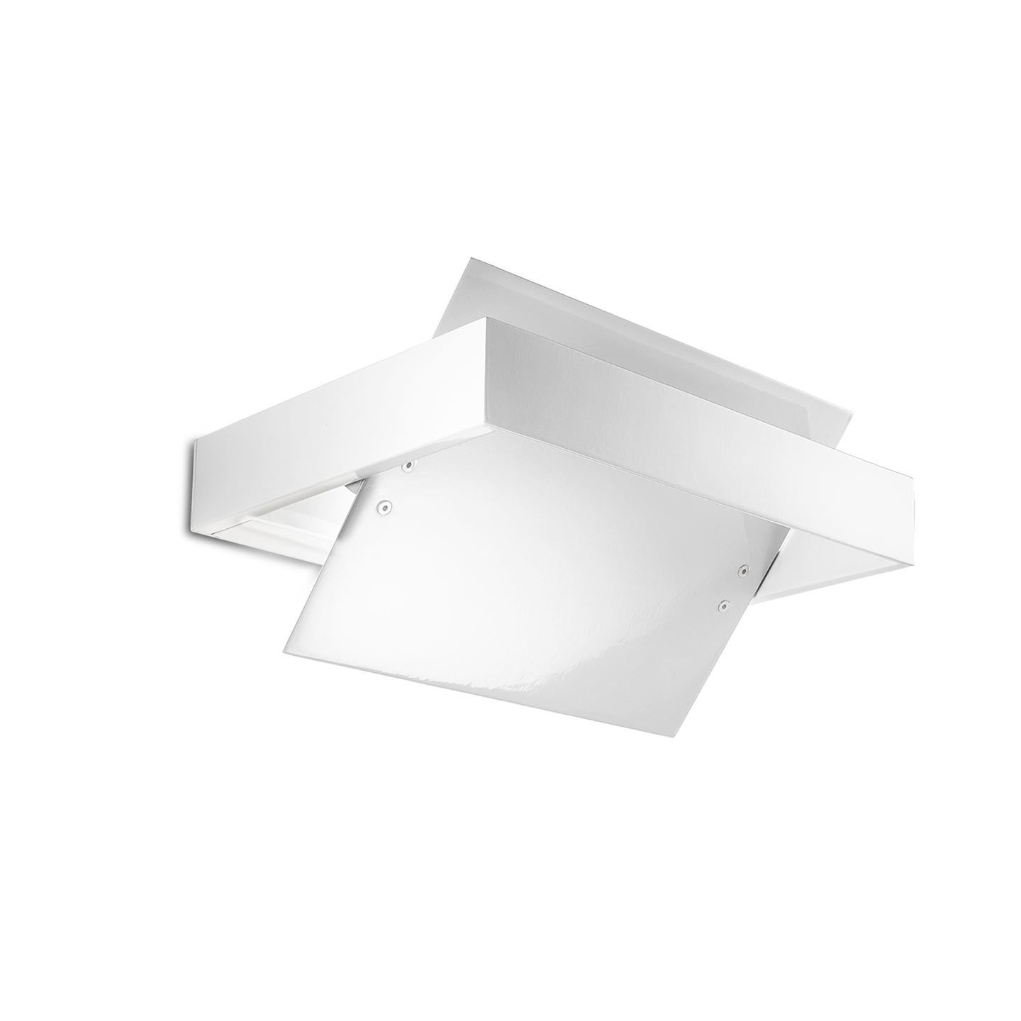 Leucos Ala P 25 Wall Sconce in White by Mauro Marzollo For Sale