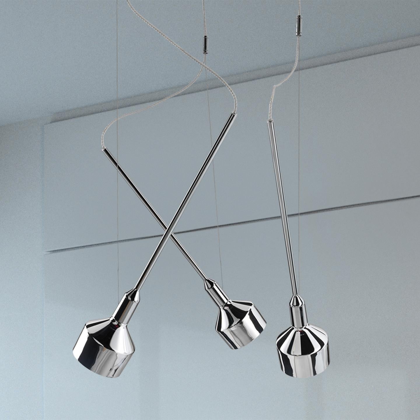 Arik Levy designed the beamer pendant in 2013 to be a clever, multivariable pendant system. While the beamer pendant looks great as a standalone, the versatile pendant can be customized into three and five multipoint systems and comes in two sizes.