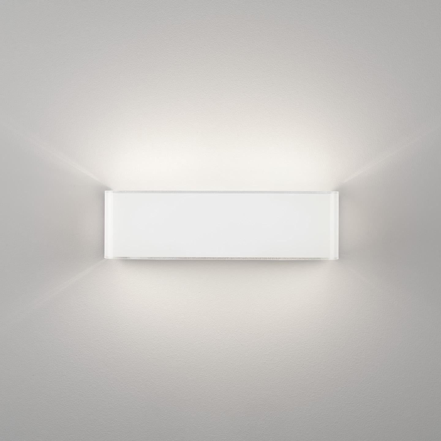 Modern Leucos Block P 29 Wall Sconce in Glossy White by Design Lab For Sale