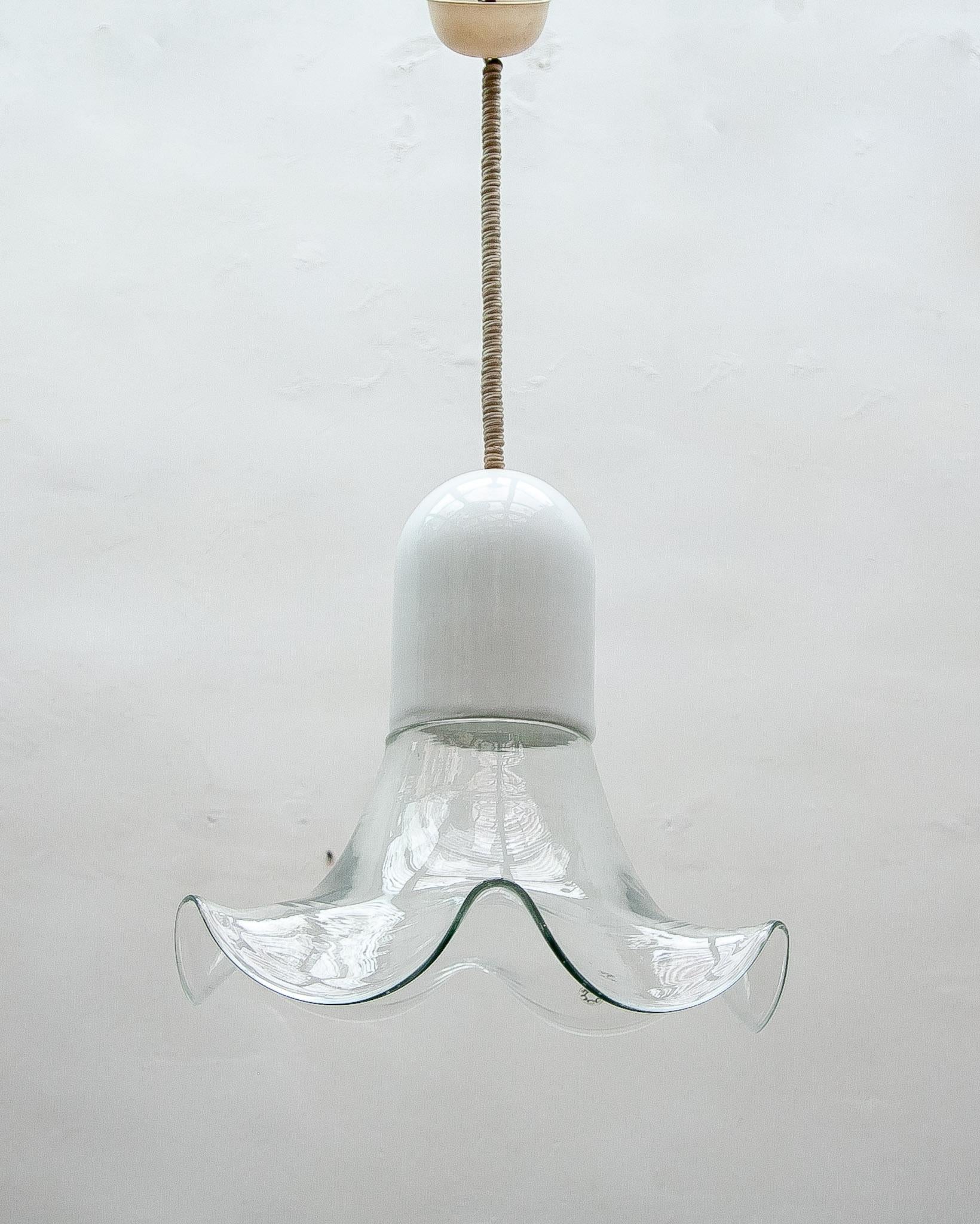 Mid-Century Modern Leucos Clear and Opal Chandelier by Roberto Pamio & Renato Toso, 1970s For Sale