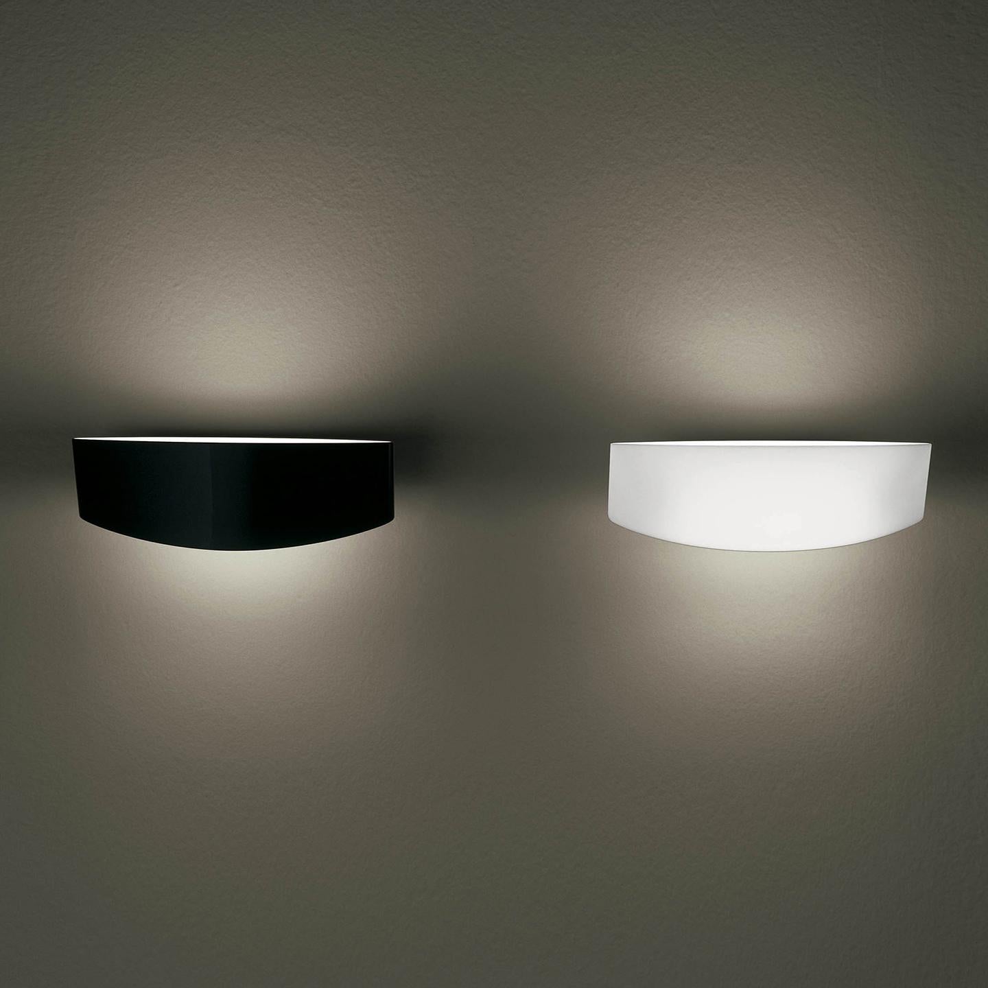 Modern Leucos Link P Wall Sconce in Black and Brushed Nickel by Mauro Marzollo