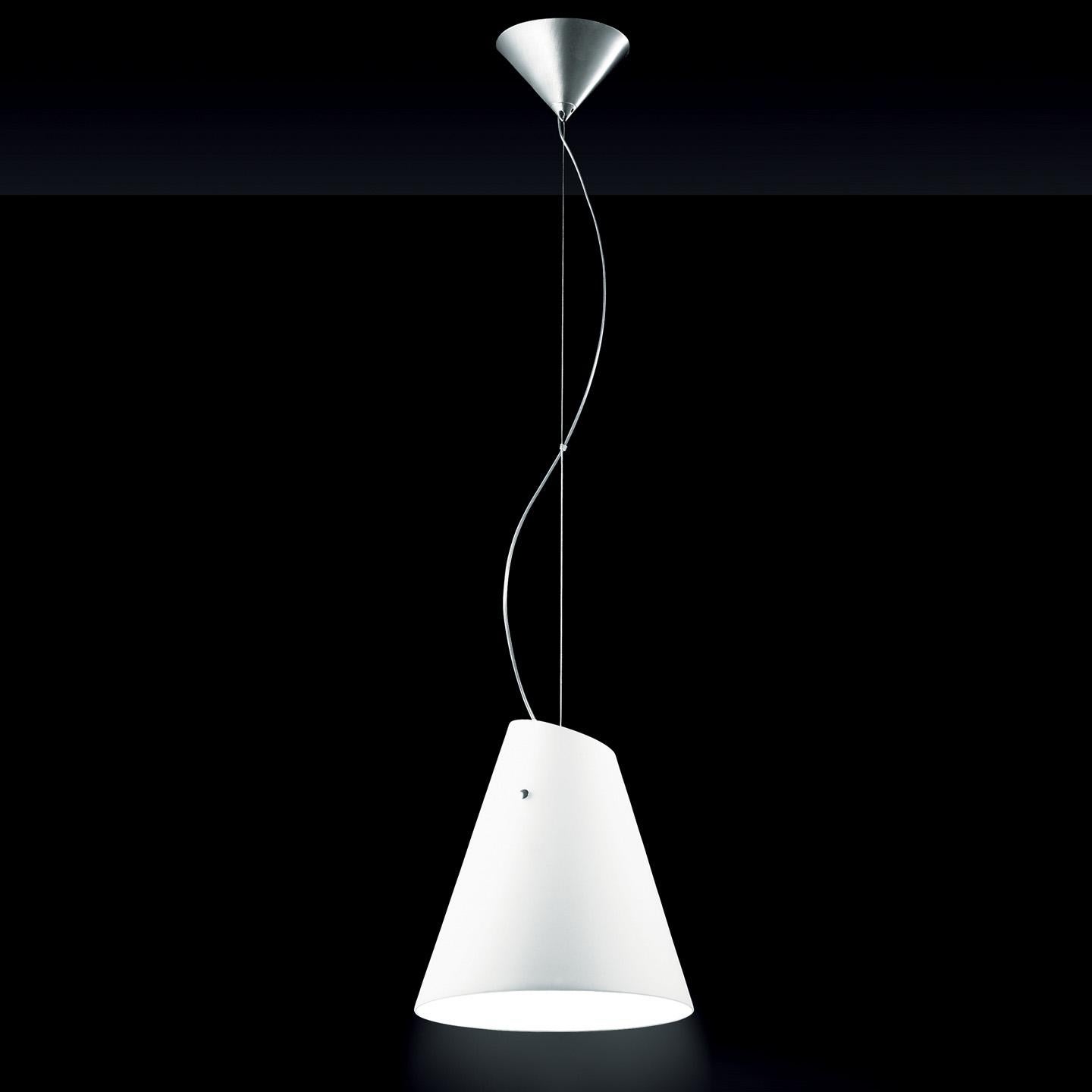 The Micene pendant has been an icon of the Leucos collection since its design debut in 1991. It was designed by Toso, Massari & Associates to push the limits of what a lampshade could be. The shade plays with scale and is handmade with a traditional